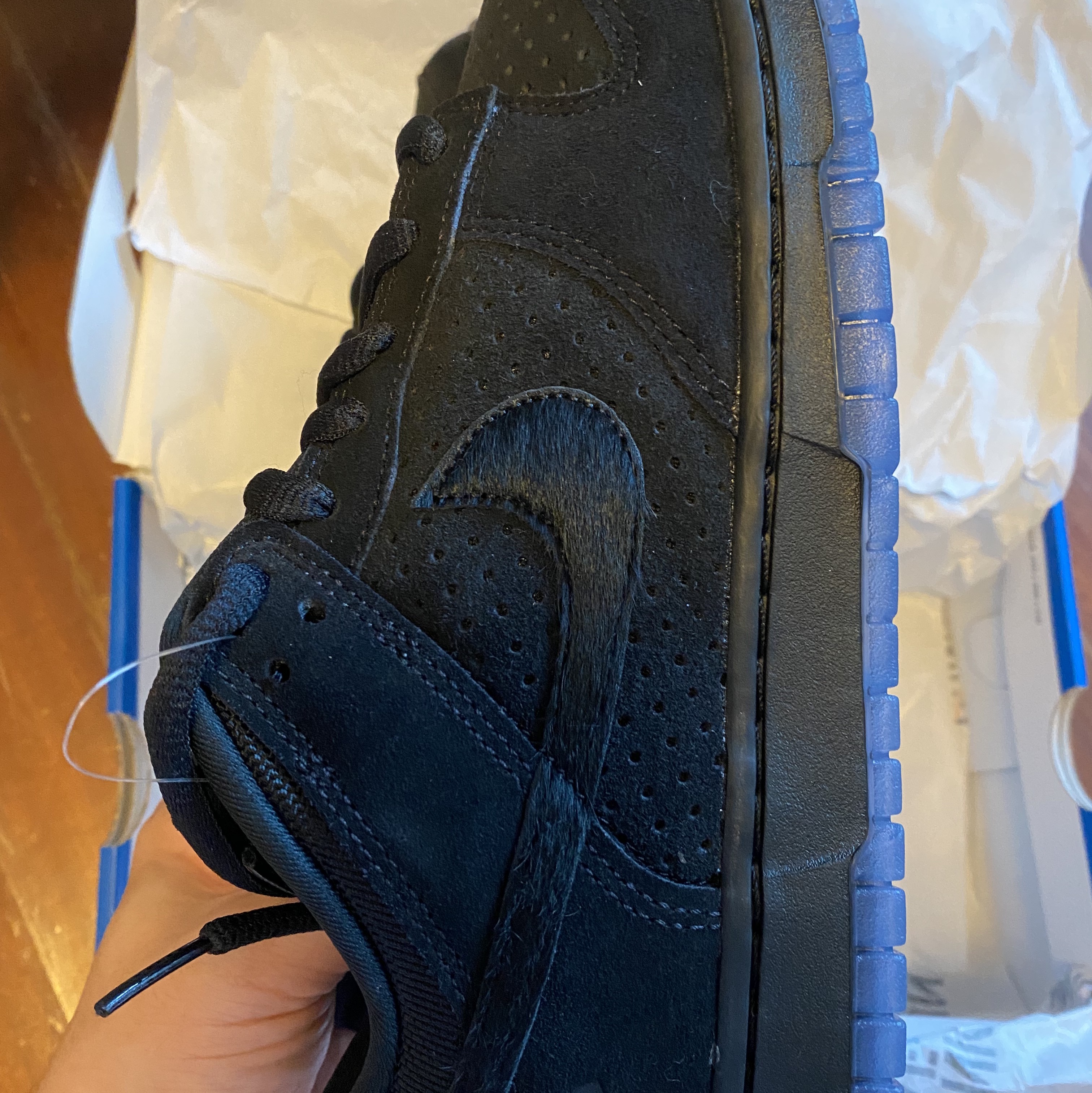 Nike x Undefeated Dunk Low SP 5 On It Black 착용 스타일