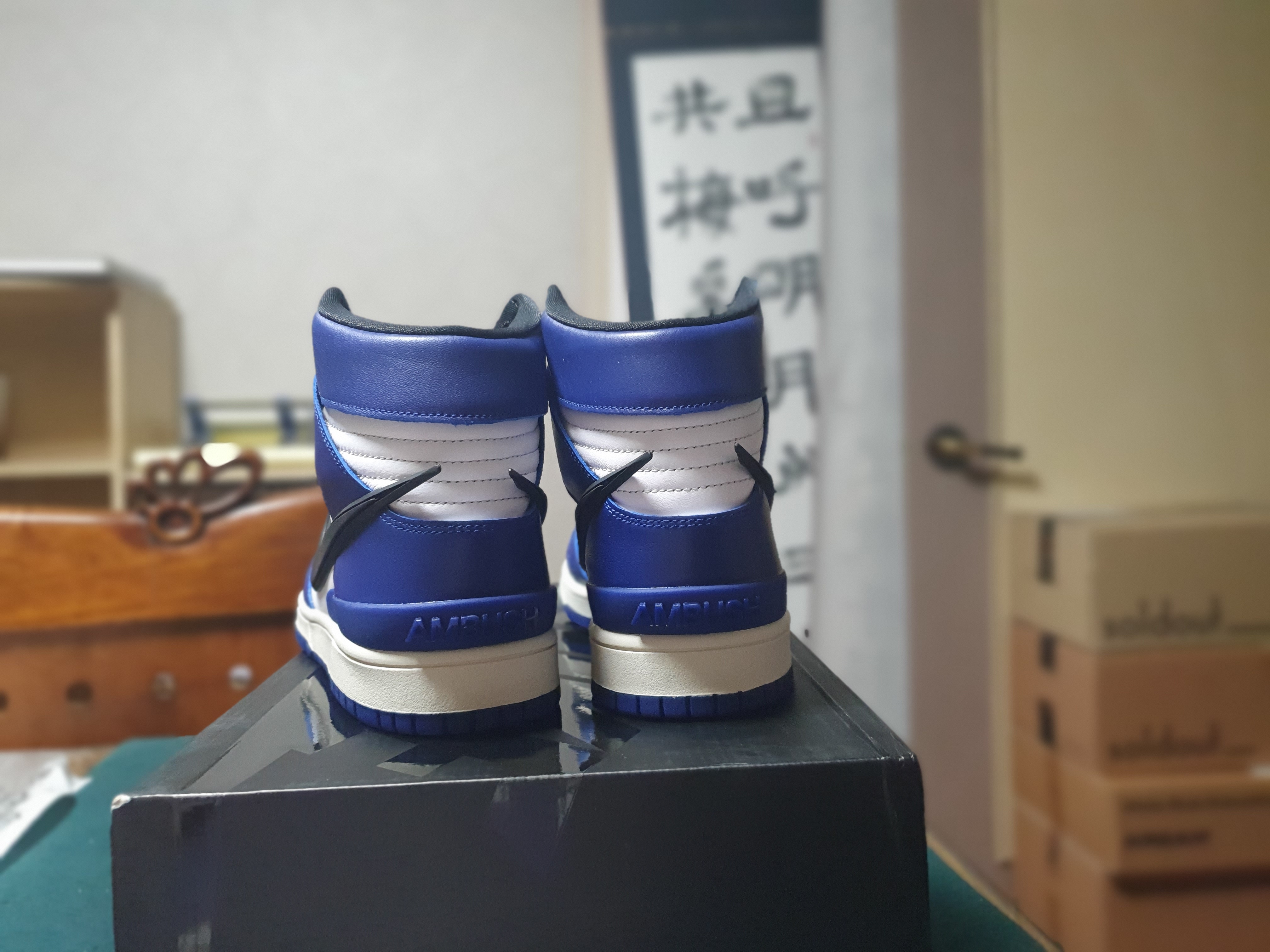 Nike x Ambush Dunk High Deep Royal Blue 착용 스타일 - 3