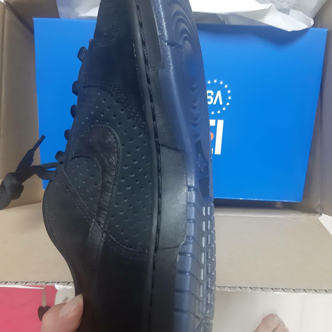 Nike x Undefeated Dunk Low SP 5 On It Black 착용 스타일 - 3