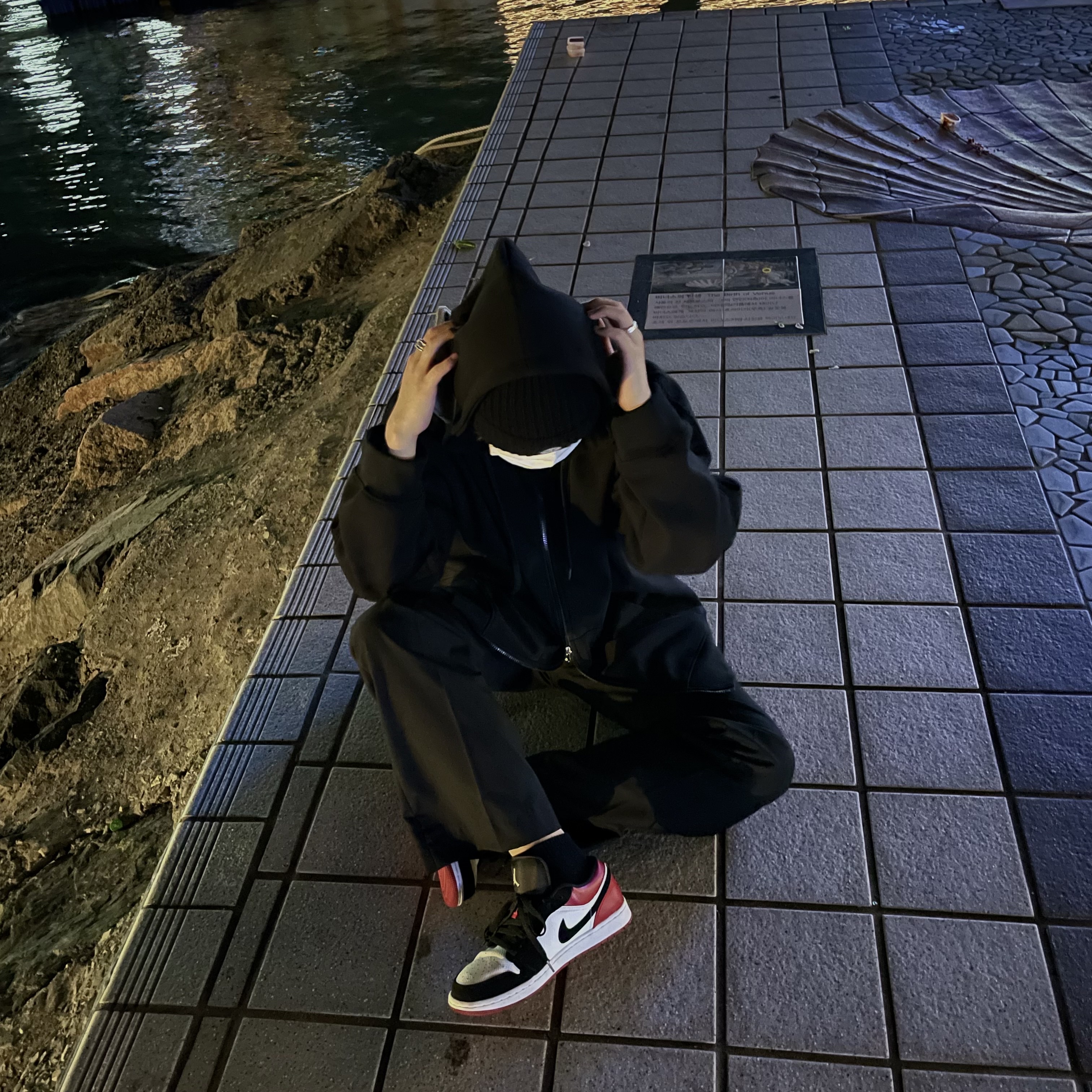 Jordan 1 Low Black Toe 착용 스타일 - 2