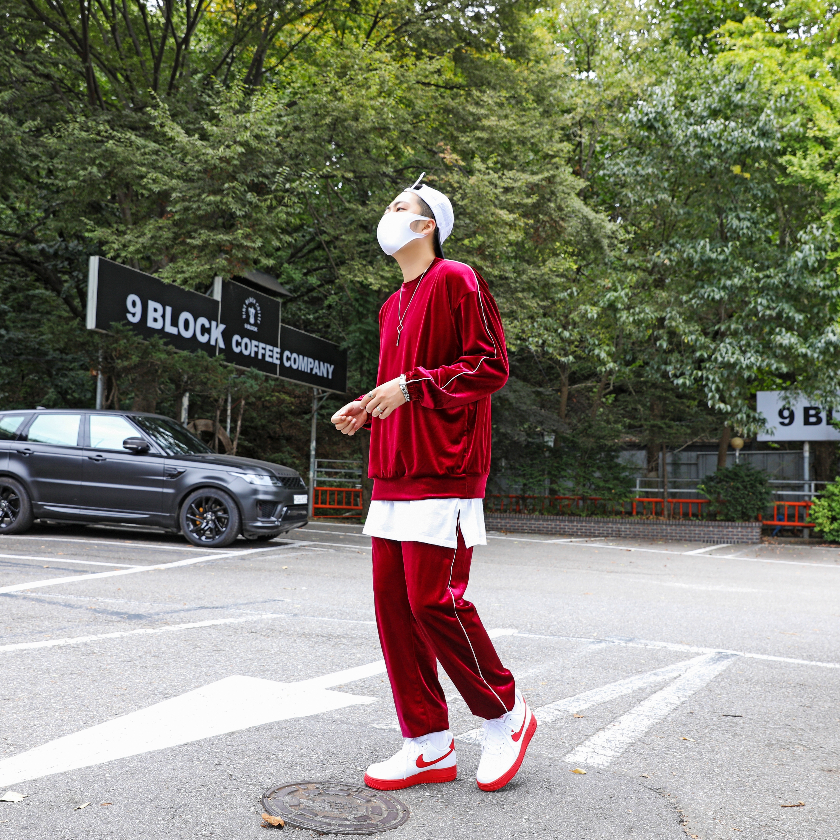 Nike Air Force 1 Low White Red Midsole 착용 스타일 - 1