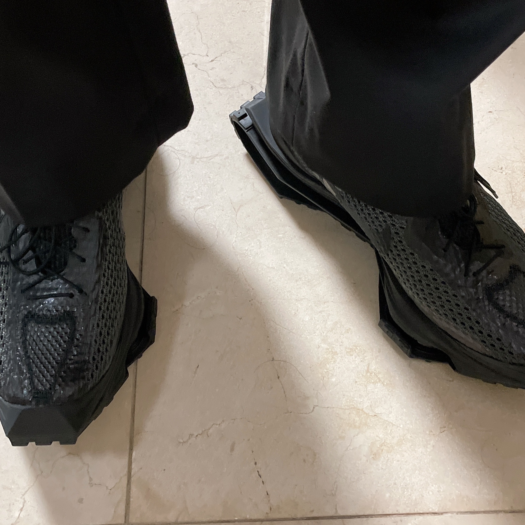Nike x Matthew M Williams Zoom 004 Triple Black 착용 스타일 - 1