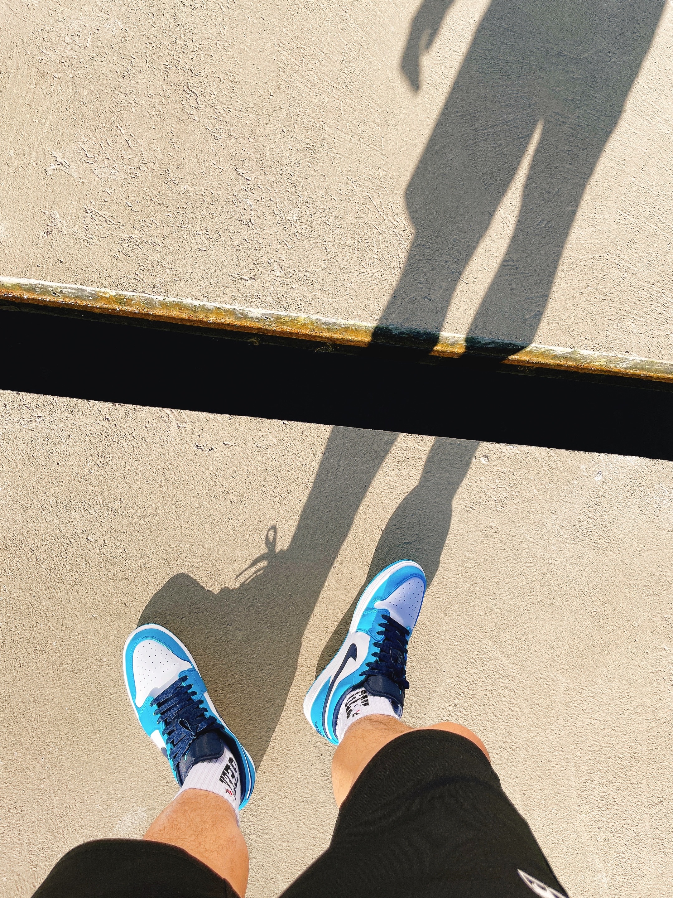 Jordan 1 Low Dark Powder Blue 착용 스타일 - 5