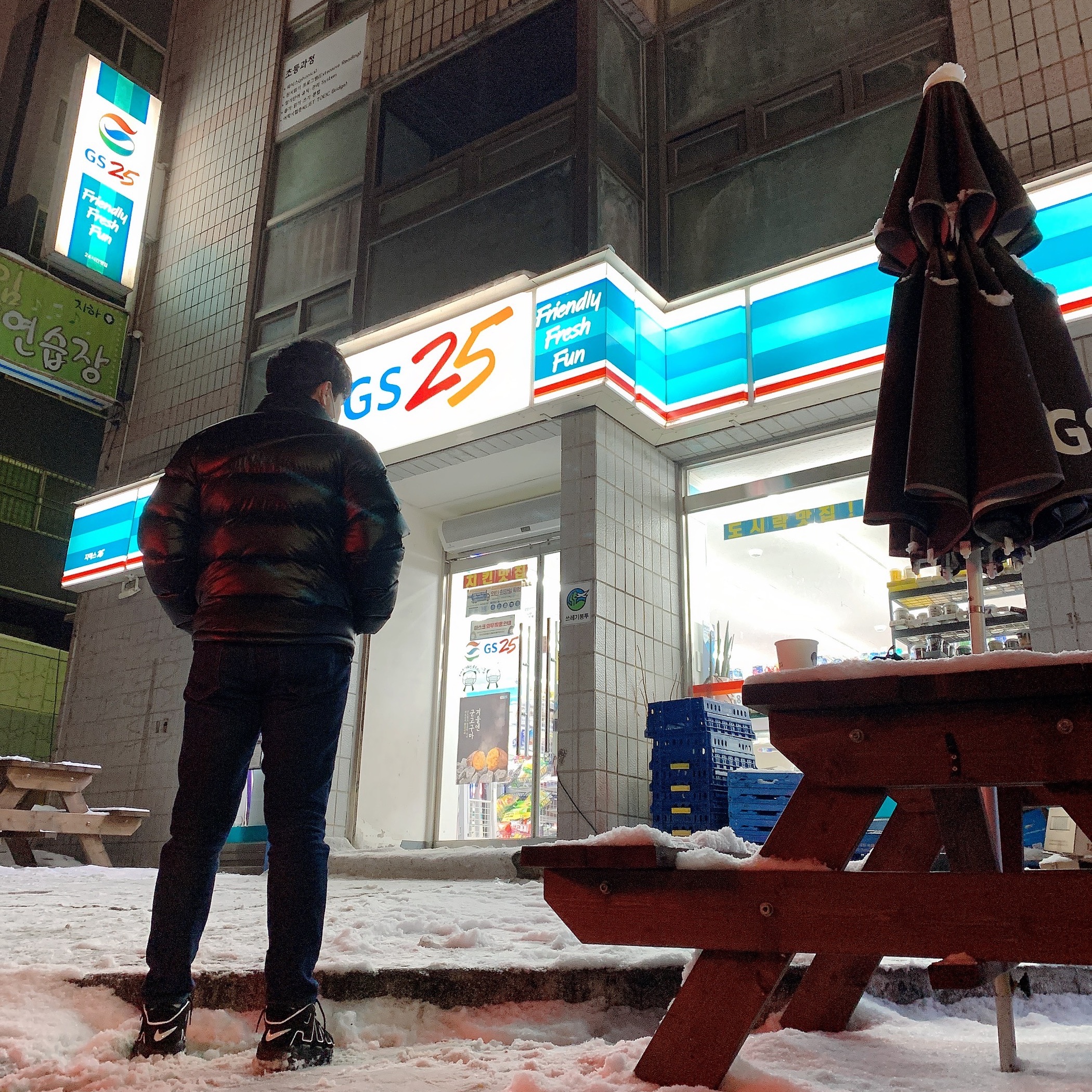Nike x Drake Nocta Puffer Jacket Black - Asia, Nike Air More Uptempo Black White 2020 착용 스타일