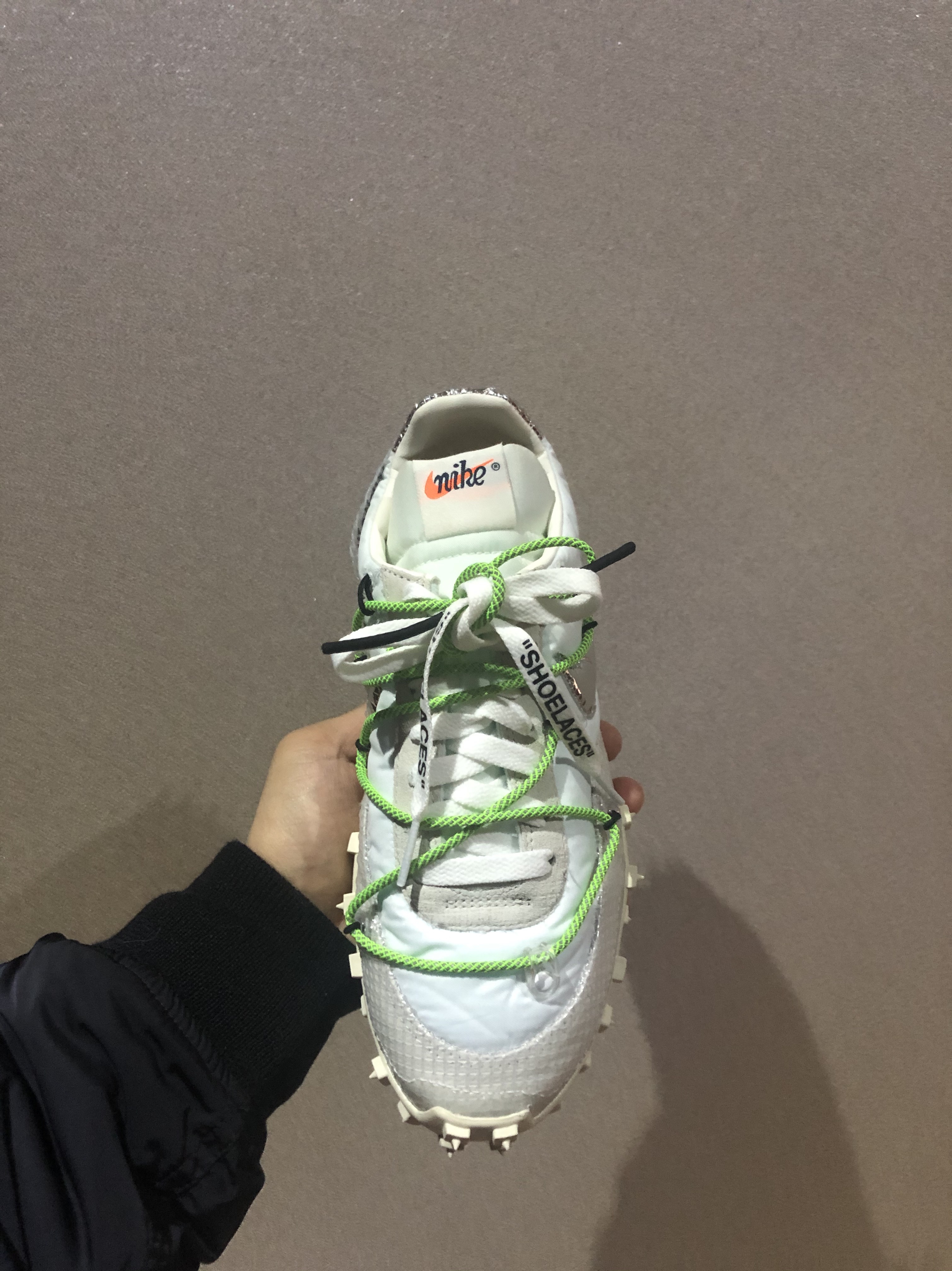 (W) Nike x Off-White Waffle Racer White 착용 스타일 - 1