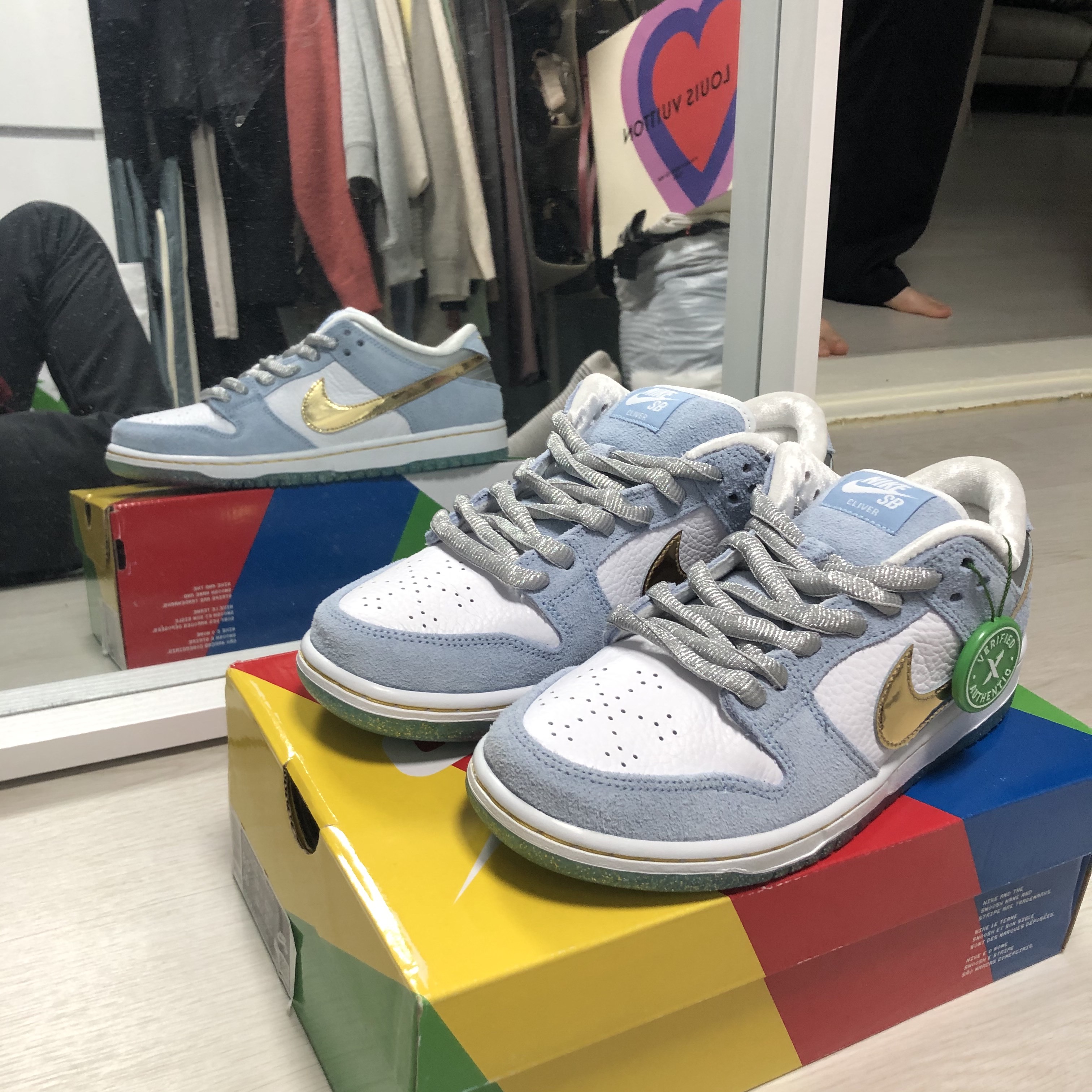 Nike x Sean Cliver SB Dunk Low Holiday Special 착용 스타일