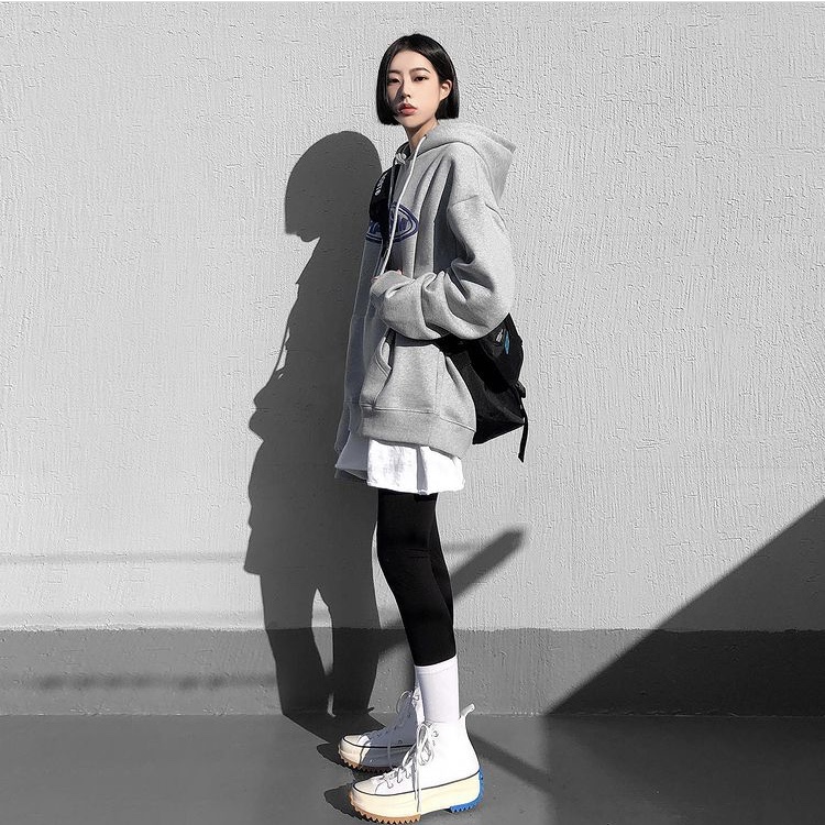 Converse x JW Anderson Run Star Hike Hi White 착용 스타일