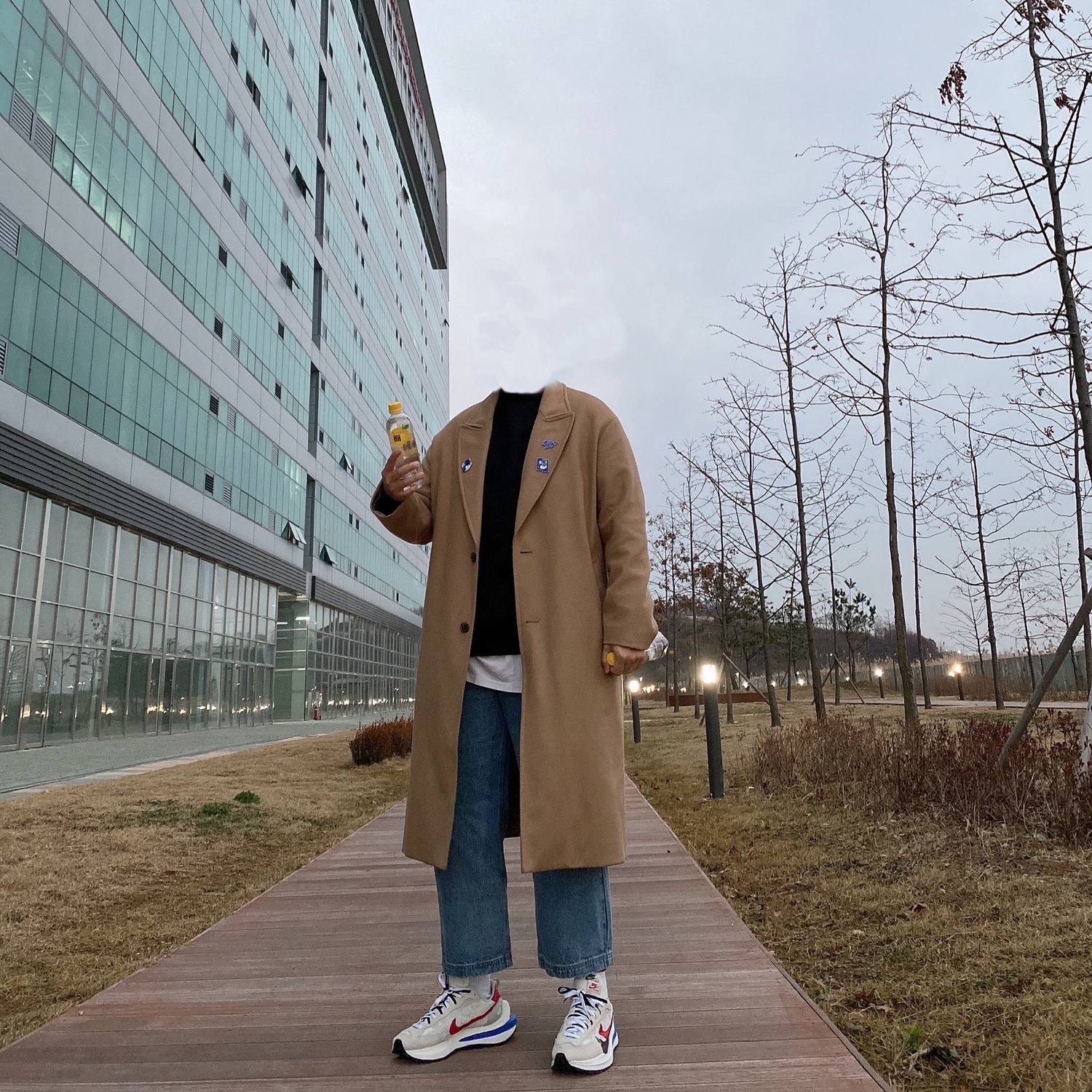 Nike x Sacai VaporWaffle Royal Fuchsia 착용 스타일
