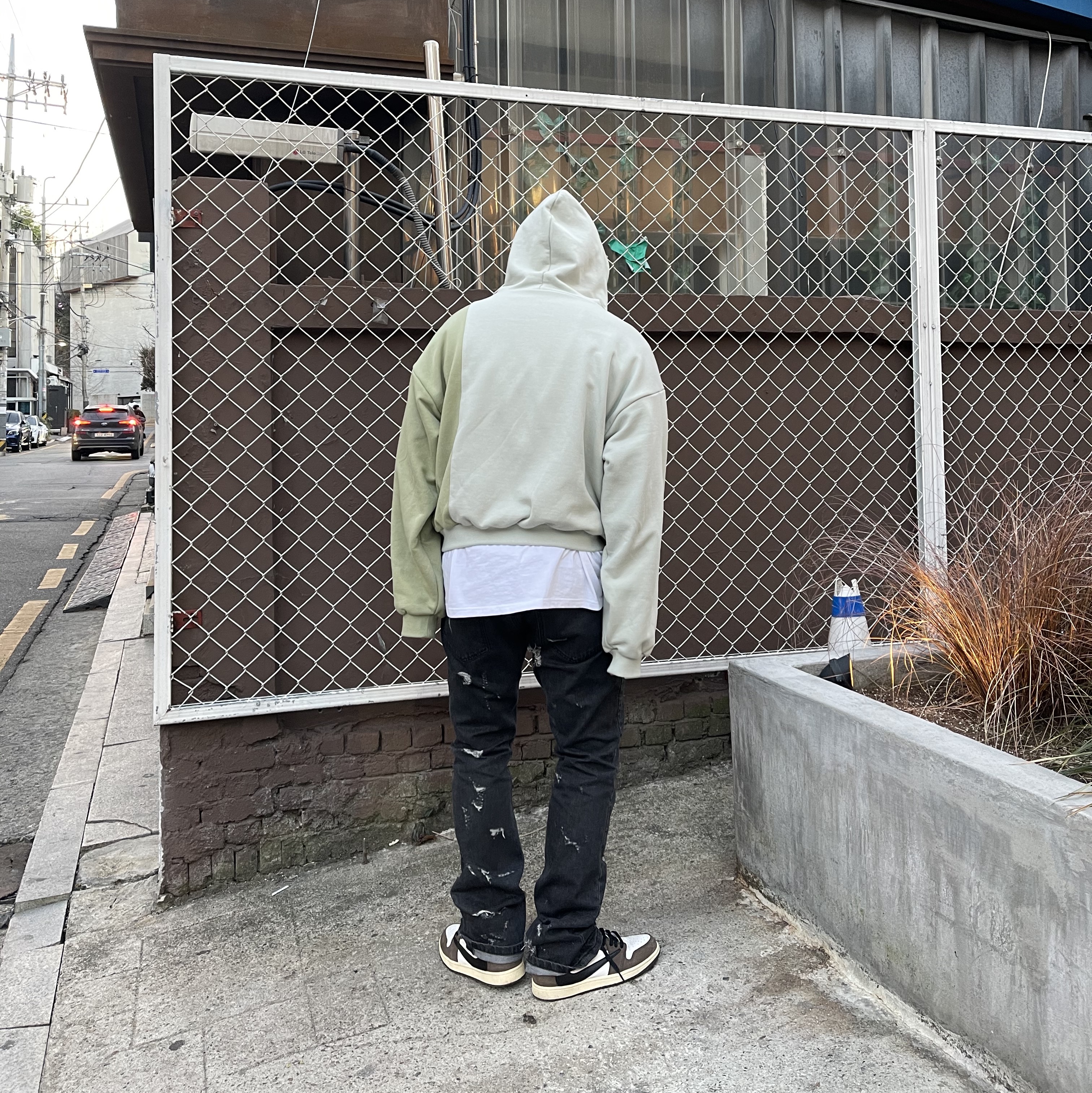 Jordan 1 x Travis Scott Retro High OG SP Mocha 착용 스타일