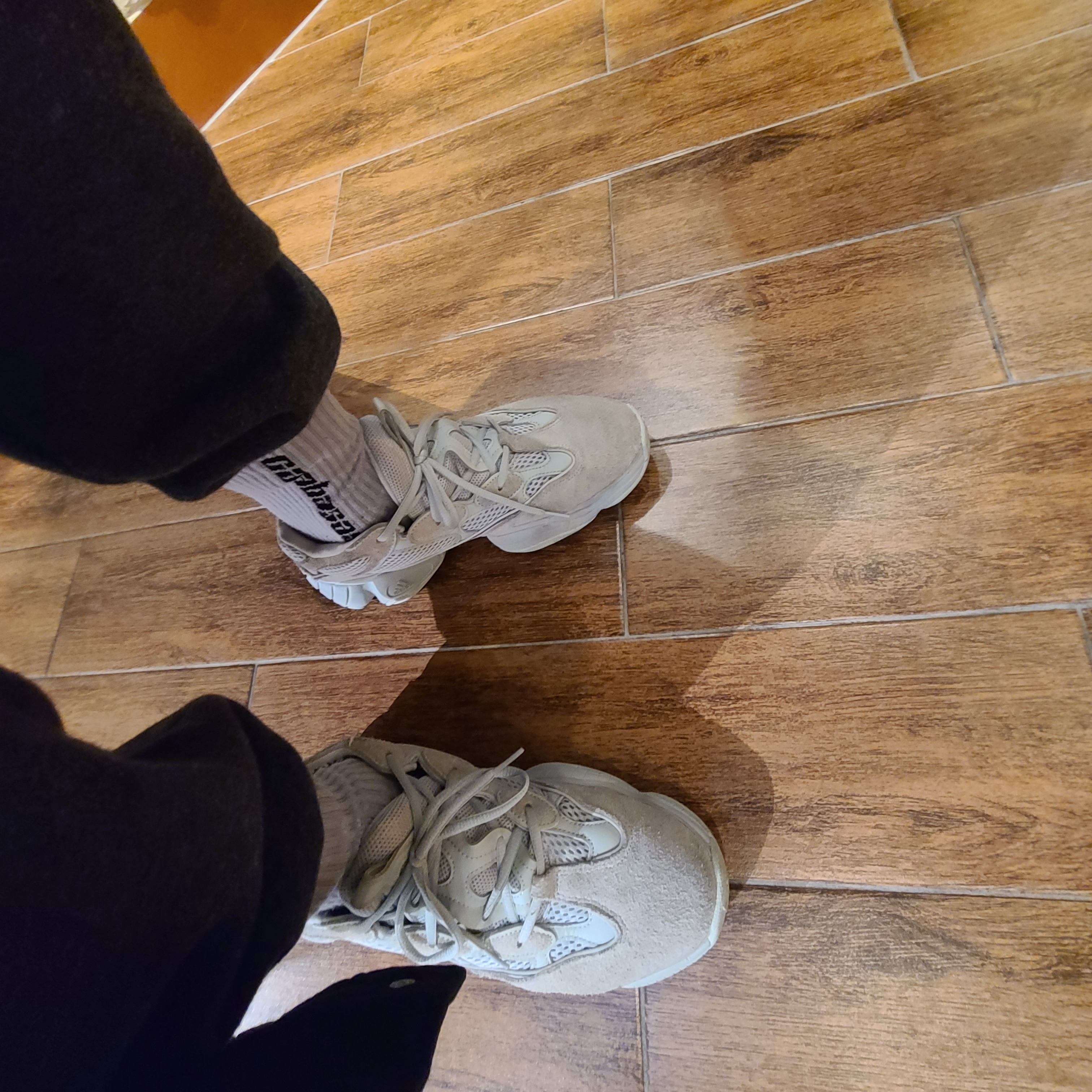 Adidas Yeezy 500 Salt, Nike x Off-White Blazer Mid Grim Reaper Black 착용 스타일 - 3