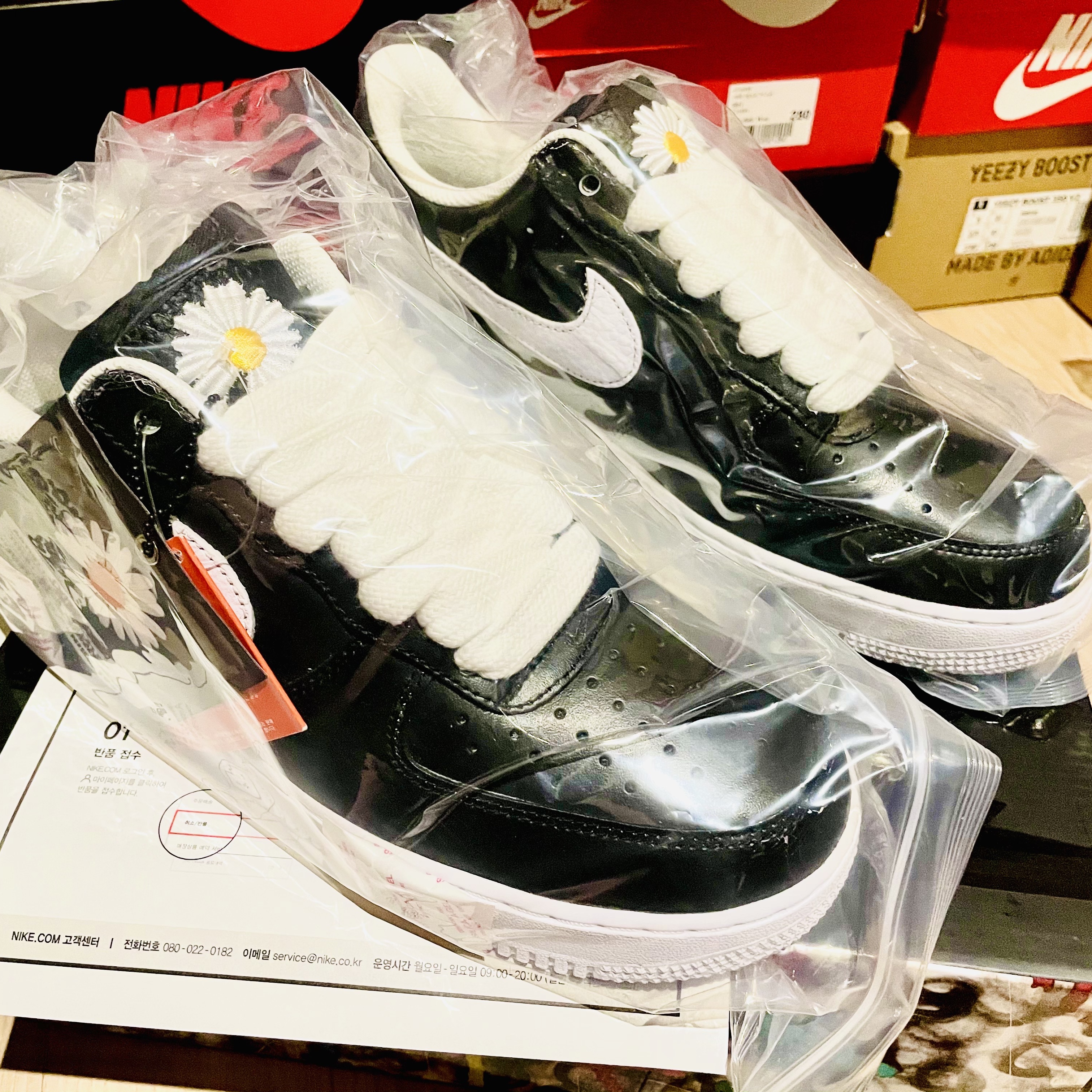 Nike x Peaceminusone Air Force 1 Low Para-Noise 착용 스타일