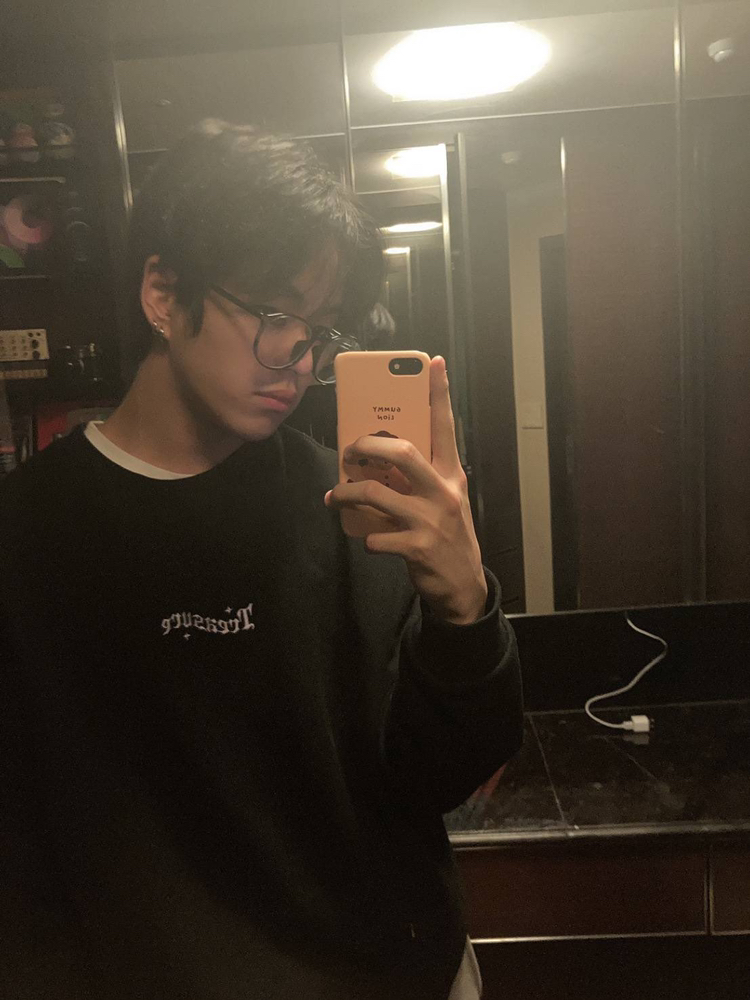 KREAM 프로필 이미지