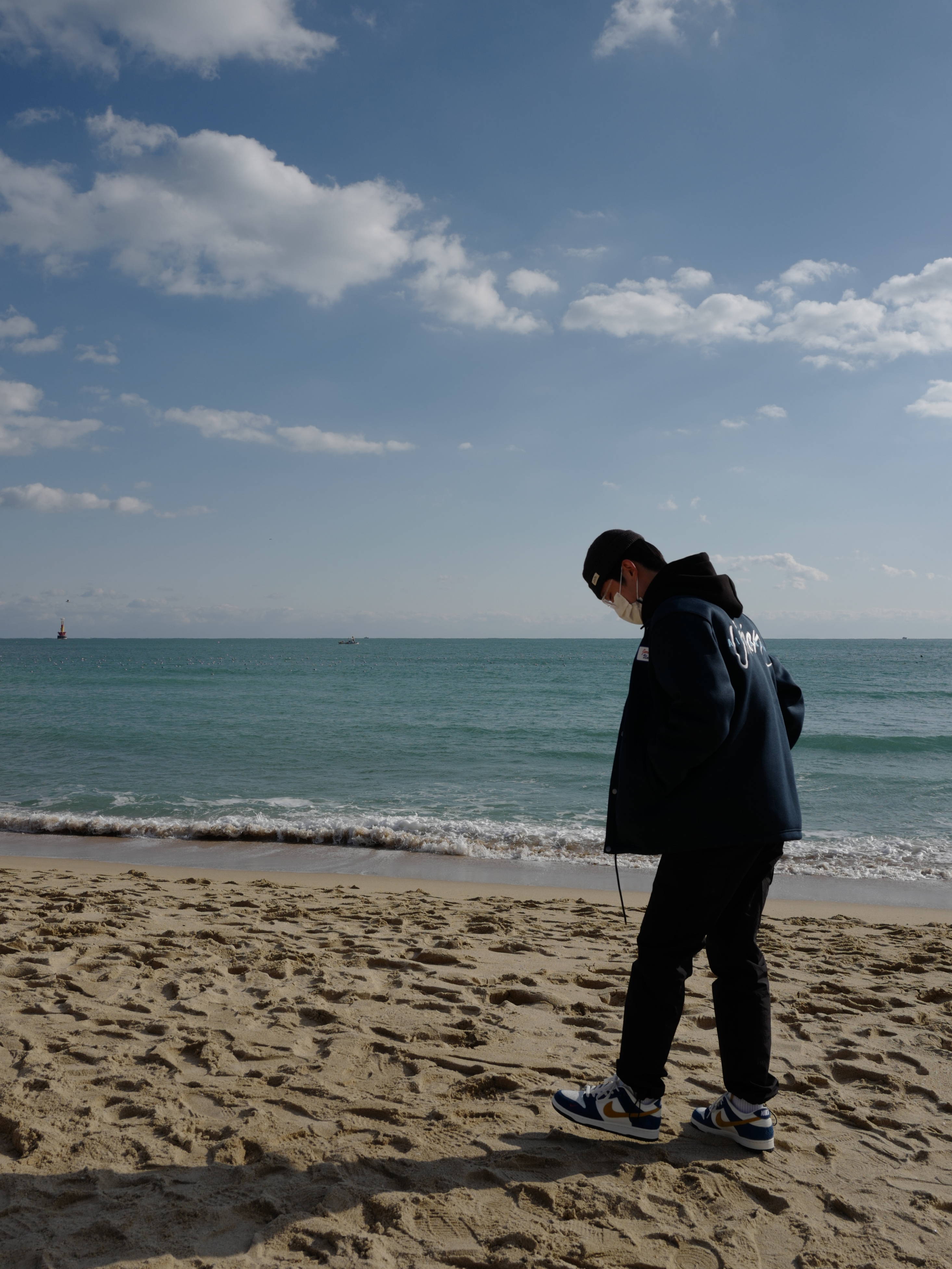 Jordan x Union Coaches Jacket Navy, Nike x Kasina Dunk Low 80's Bus 착용 스타일