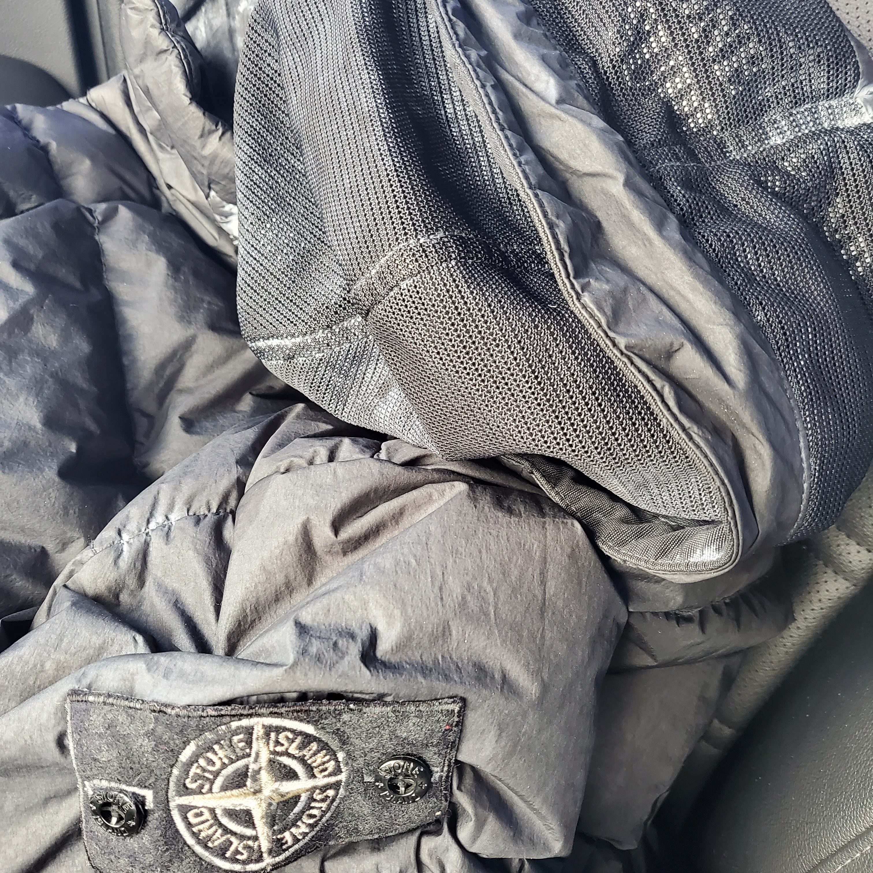 Supreme x Stone Island Painted Camo Crinkle Down Jacket Black - 20FW 착용 스타일