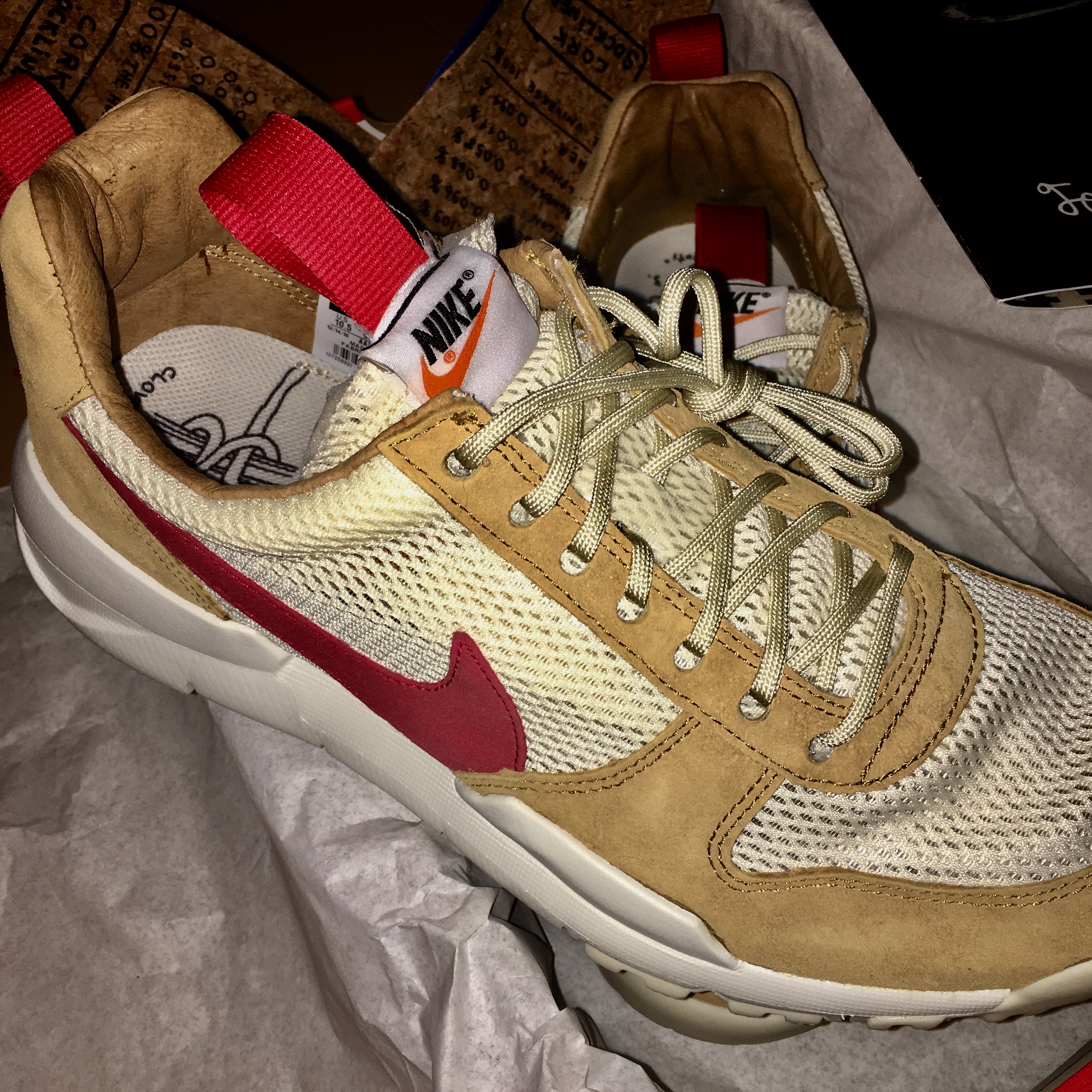 Nike x Tom Sachs Mars Yard Shoe 2.0 Space Camp 착용 스타일 - 1
