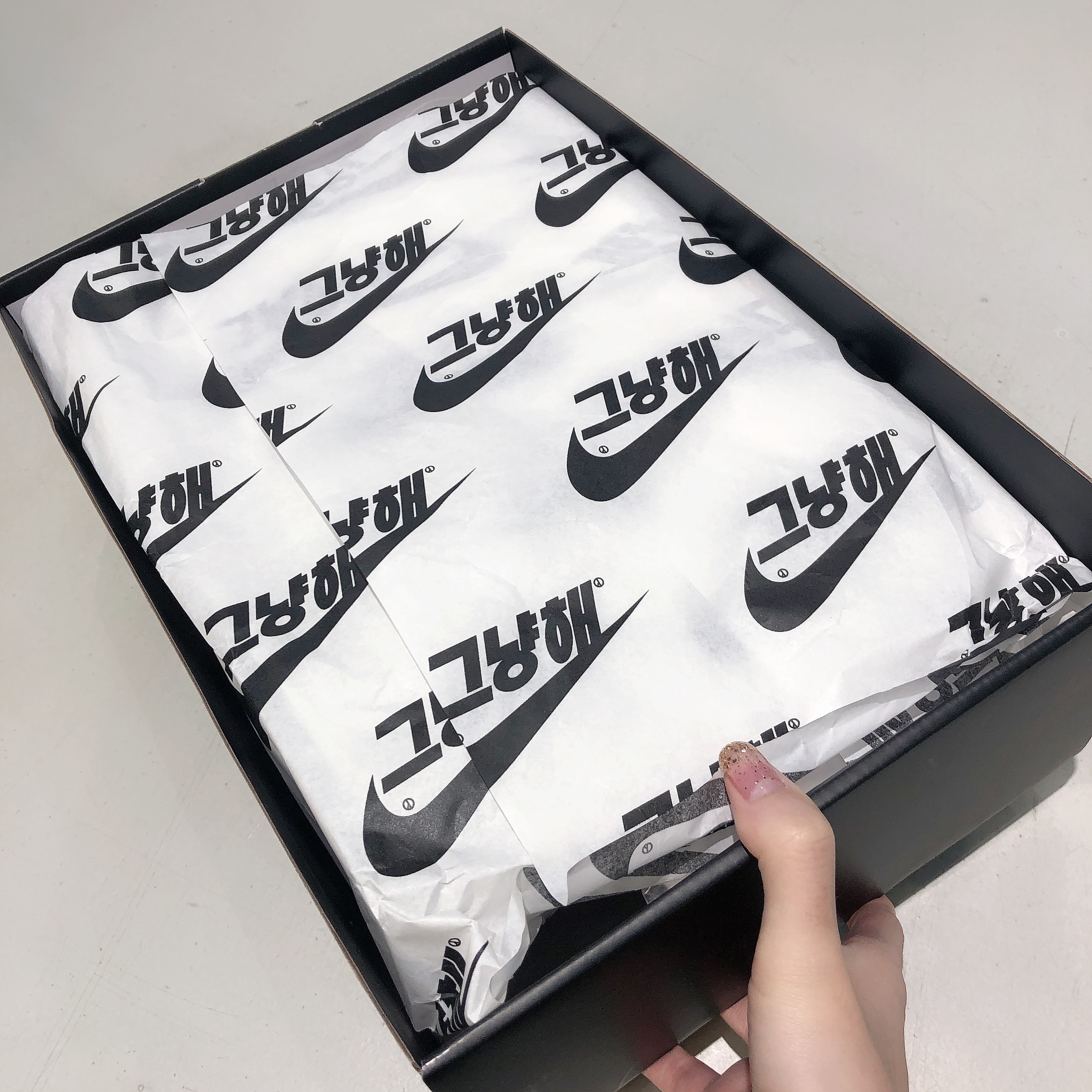 Nike x Peaceminusone Air Force 1 Low Para-Noise 2.0 착용 스타일 - 2