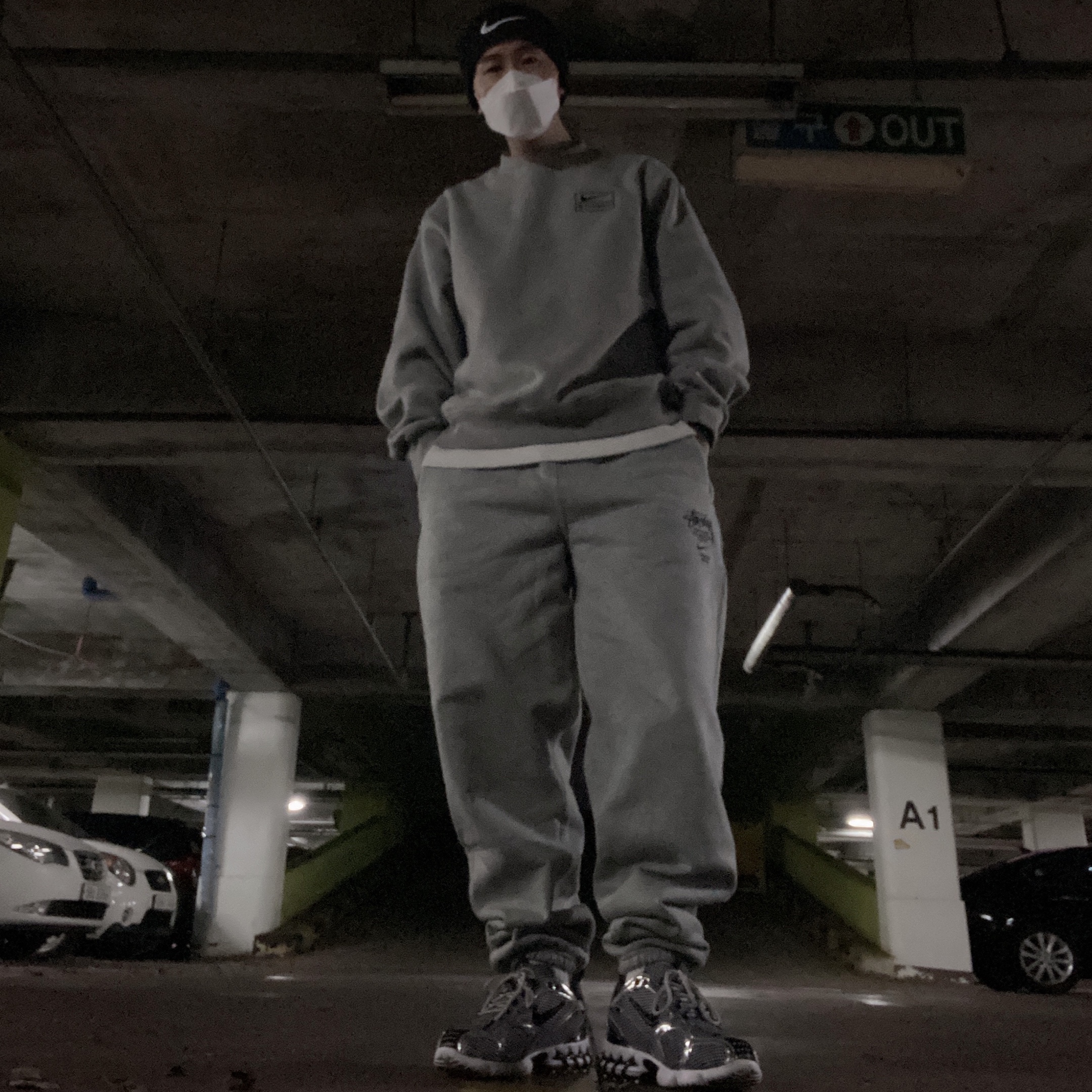 Nike x Stussy Air Zoom Spiridon Cage 2 Pure Platinum, Nike x Stussy NRG ZR Fleece Pants Heather Grey - US/EU 착용 스타일 - 3
