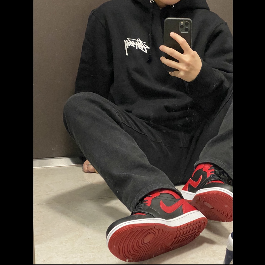 Jordan 1 Mid Bred Banned 2020 착용 스타일