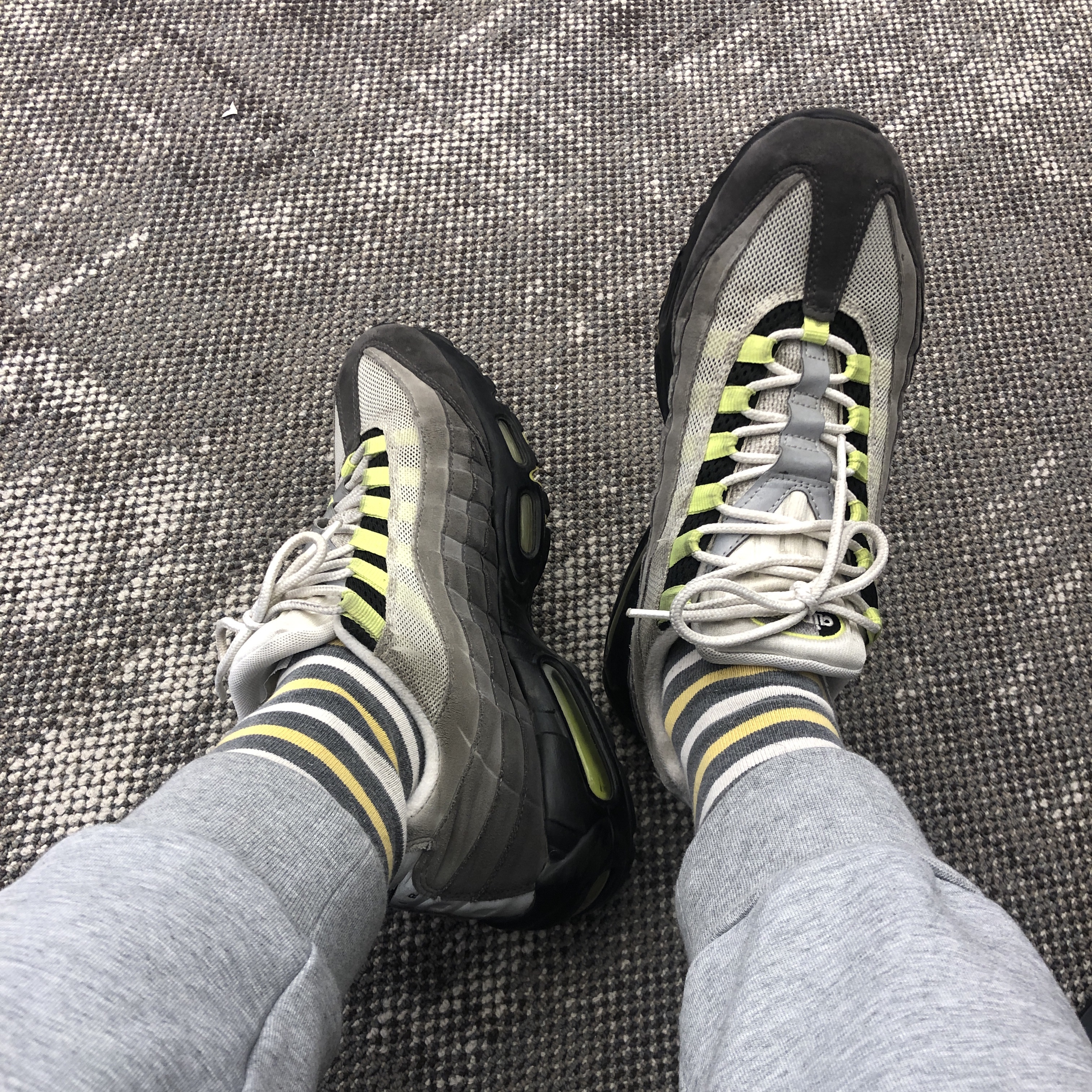 Nike Air Max 95 OG Neon Yellow 2020 착용 스타일