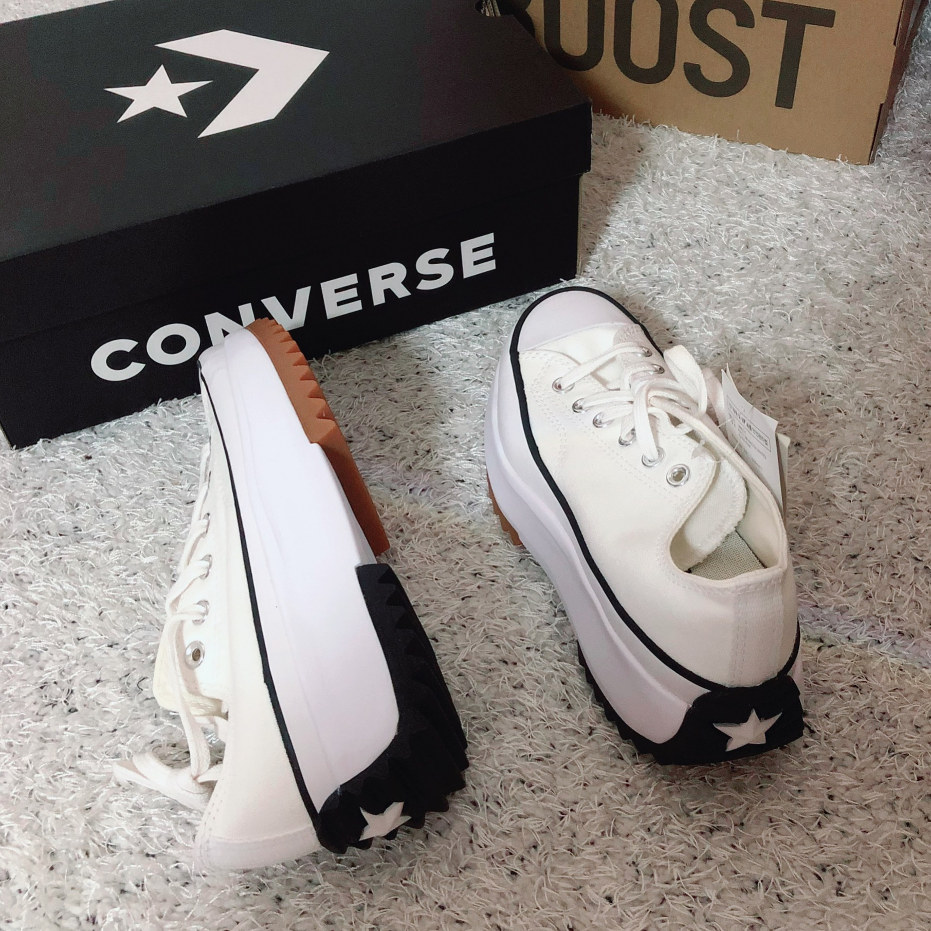 Converse Run Star Hike Low White 착용 스타일