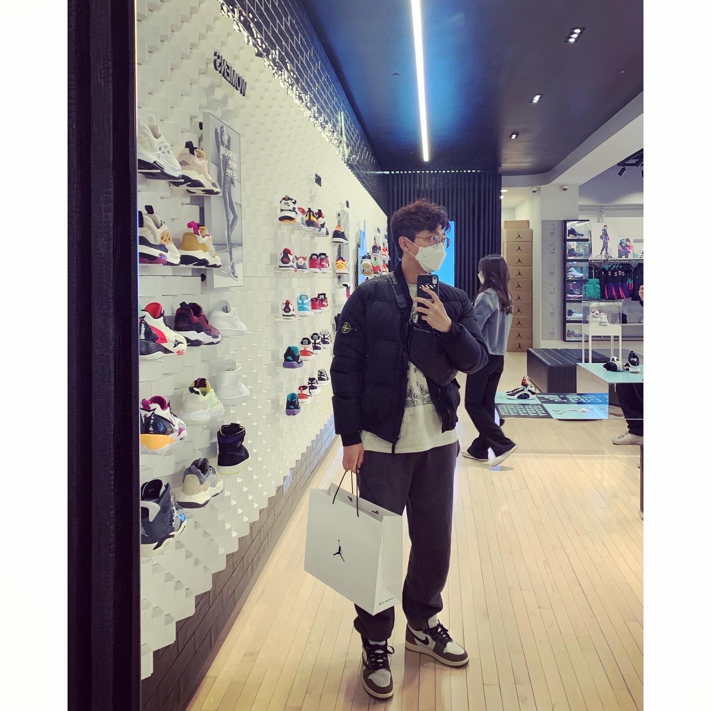 Jordan 1 x Travis Scott Retro High OG SP Mocha 착용 스타일