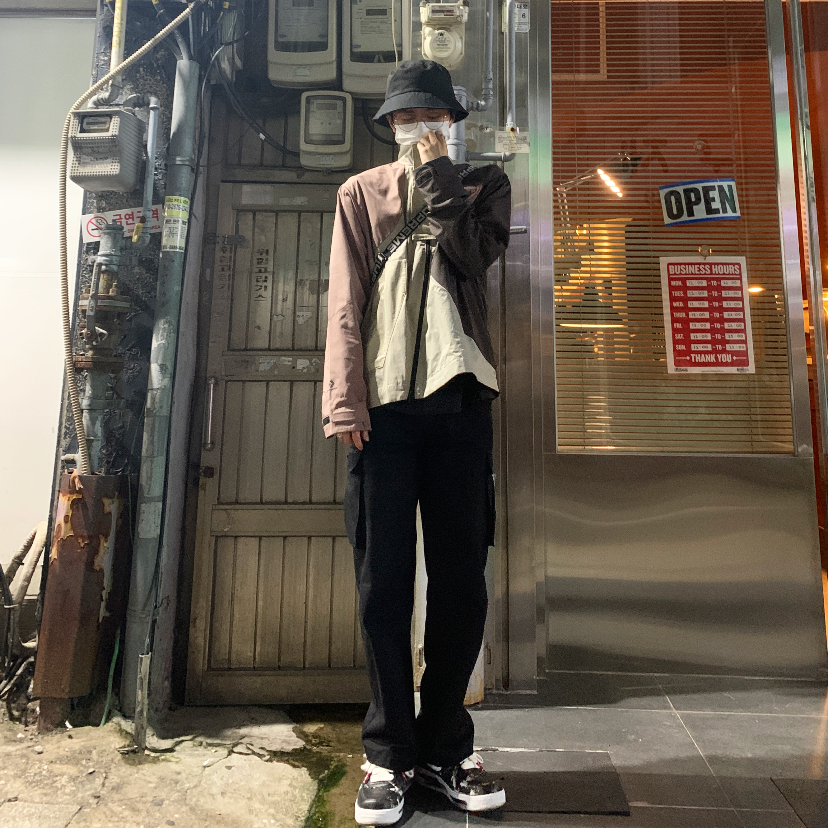 Nike x Peaceminusone Air Force 1 Low Para-Noise, Supreme Shoulder Bag Black - 18SS 착용 스타일