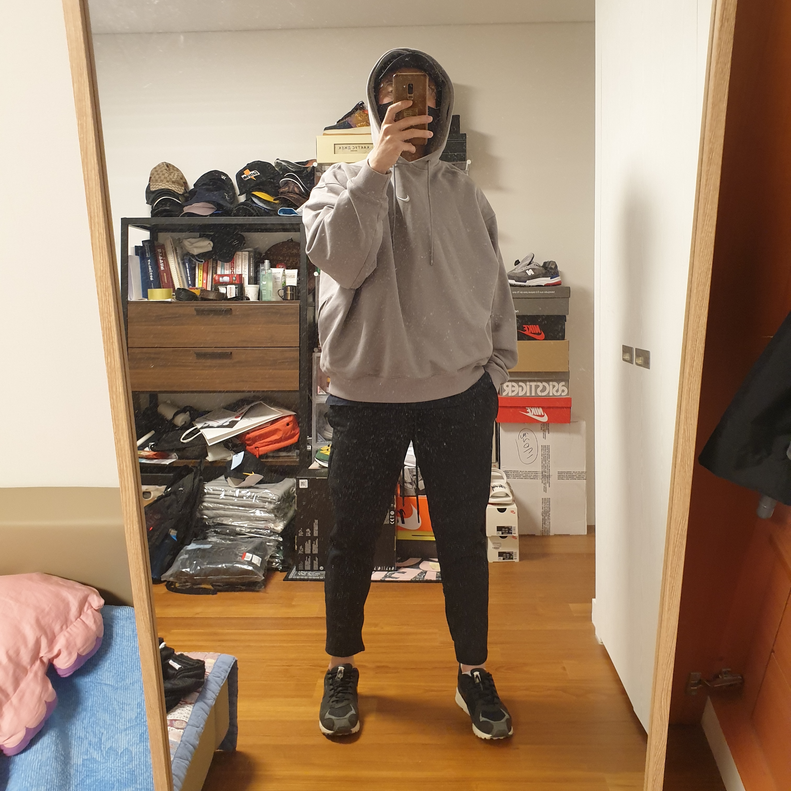 Nike x Fear of God Air Skylon 2 Black Sail 착용 스타일 - 4