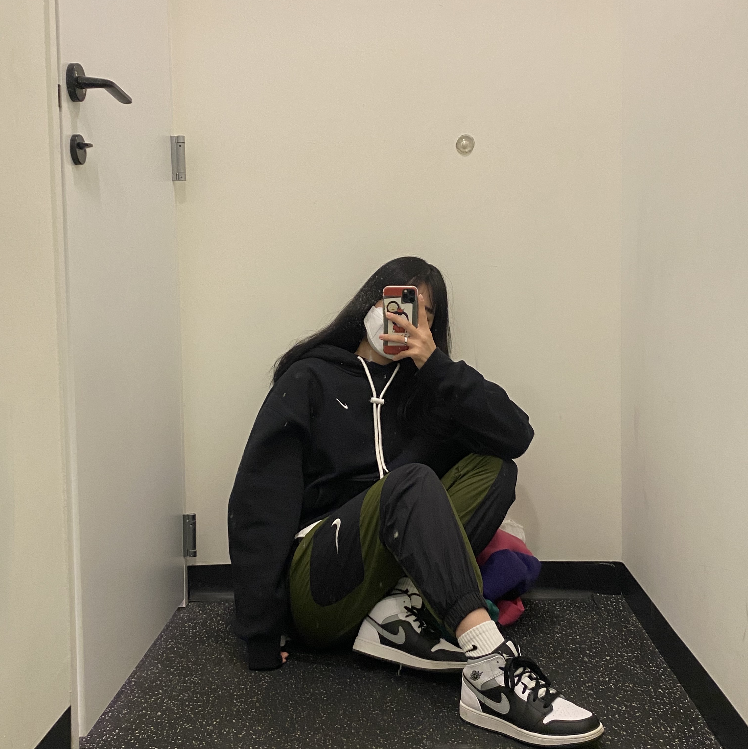 Jordan 1 Mid White Shadow 착용 스타일 - 2