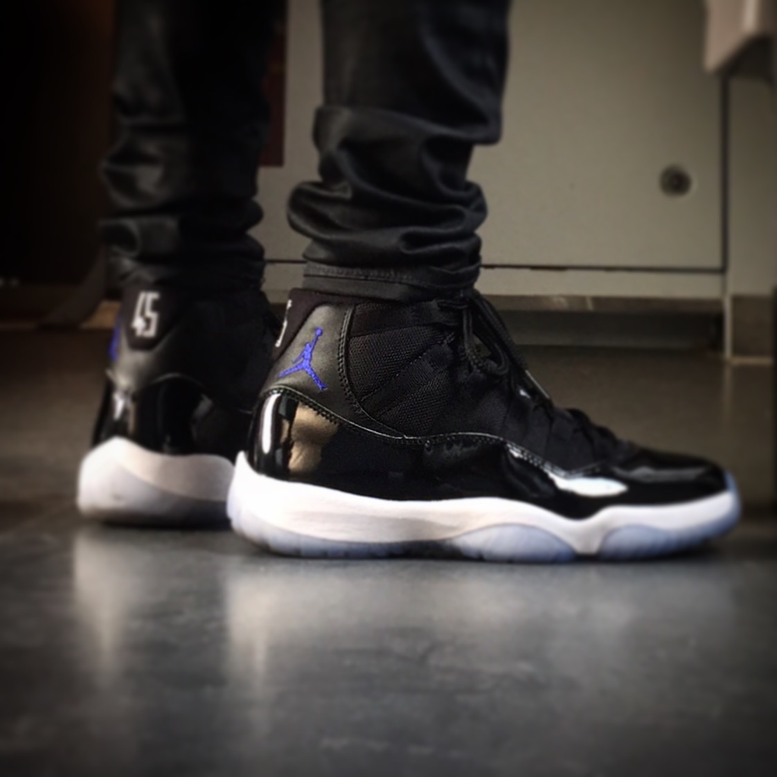 Jordan 11 Retro Space Jam 2016 착용 스타일
