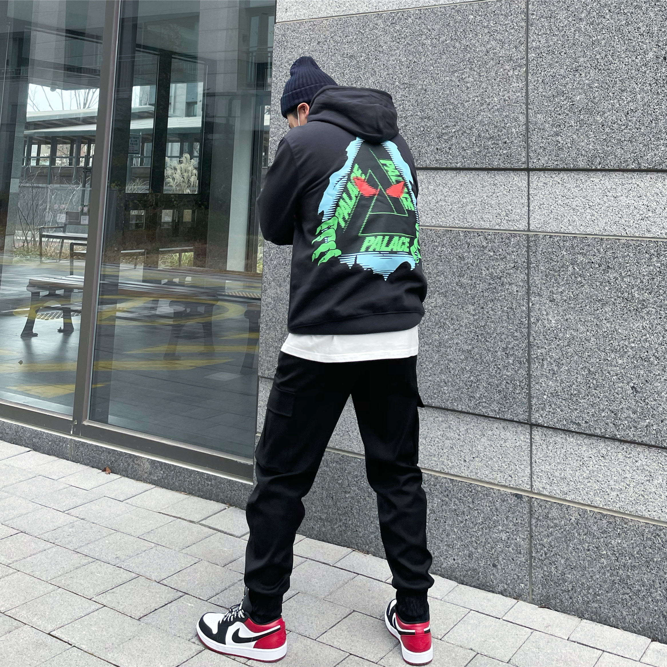 Jordan 1 Low Black Toe, Palace Tri-Ripper Hood Black - 20FW 착용 스타일