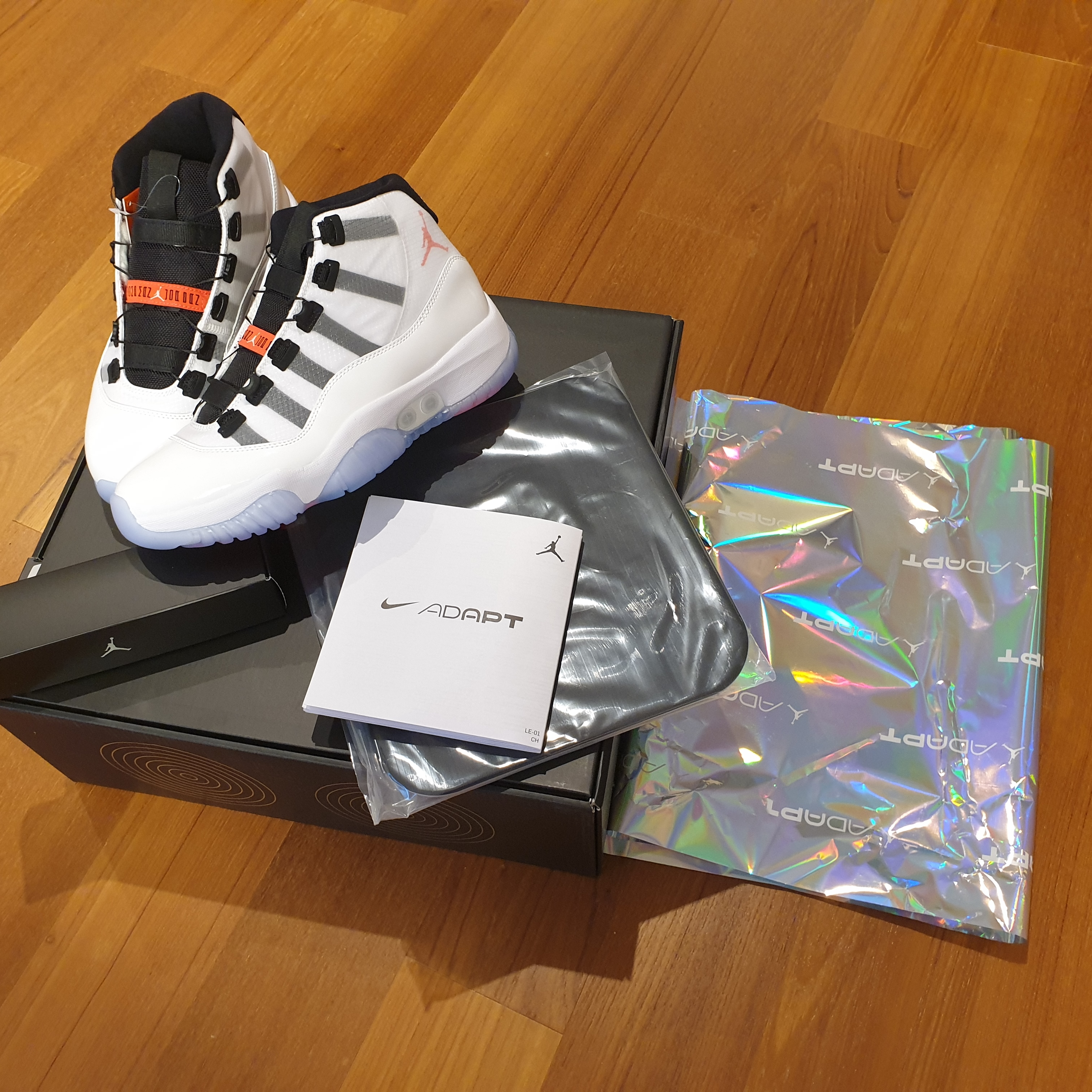 Jordan 11 Adapt (KR Charger) 착용 스타일 - 5