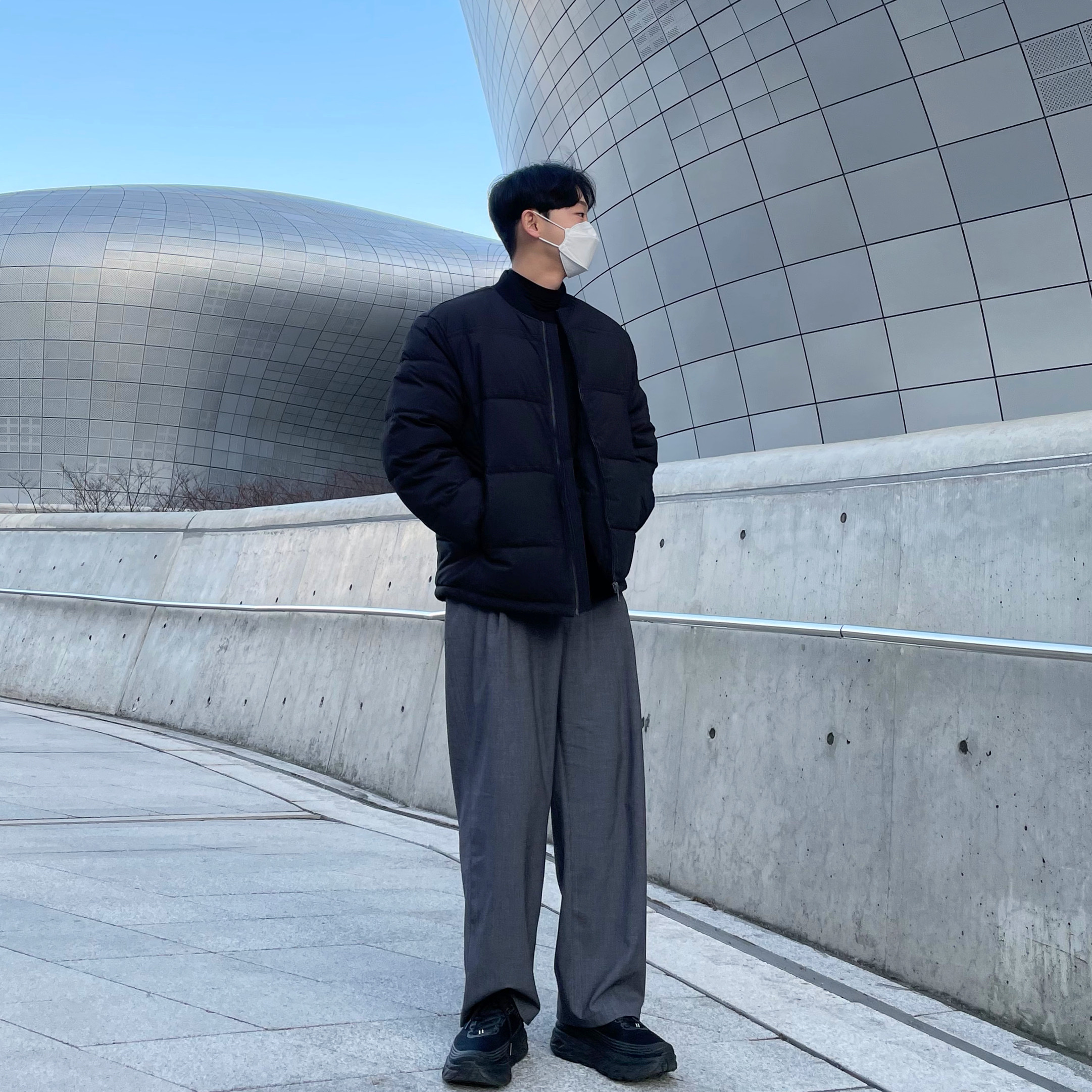 Hoka Bondi 6 Black - Wide 착용 스타일