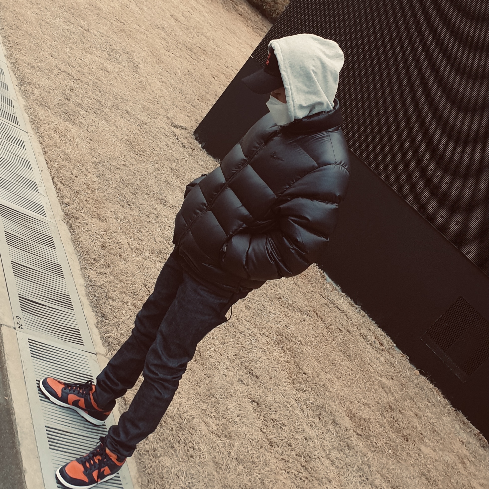 Nike x Drake Nocta Puffer Jacket Black - Asia, Nike Dunk Low SP Champ Colors 착용 스타일