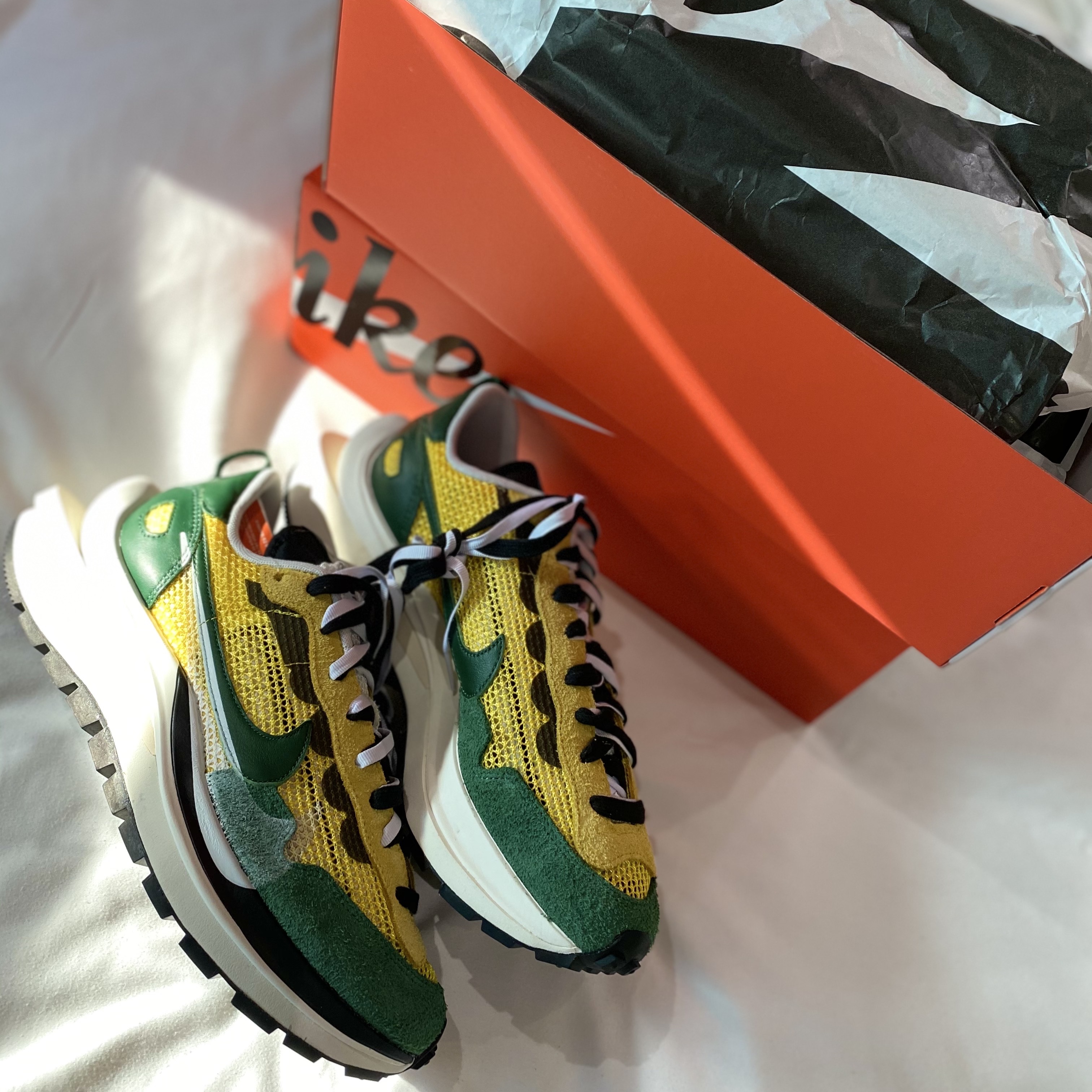 Jordan 1 Mid Light Smoke Grey, Palace Tri-Ripper Hood Olive - 20FW 착용 스타일 - 2