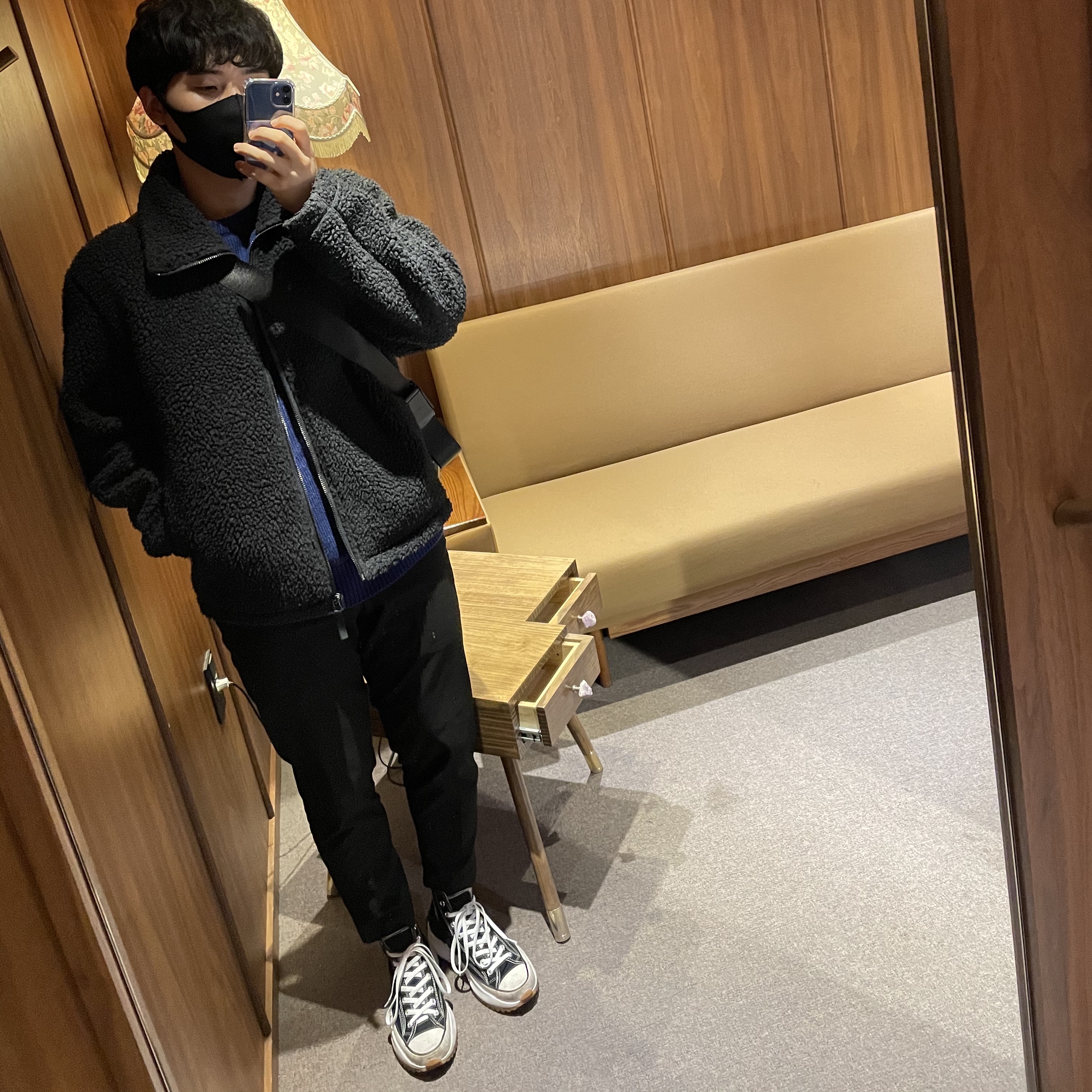 Converse Run Star Hike Hi Black White Gum 착용 스타일