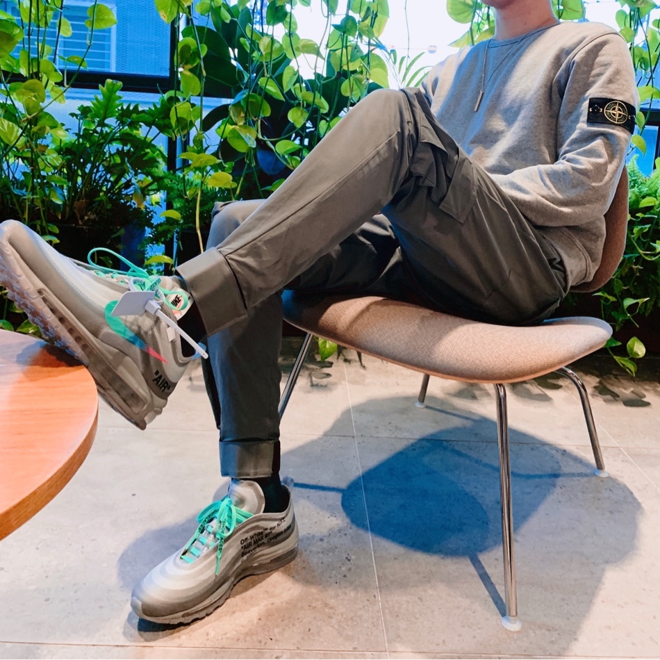 Nike x Off-White Air Max 97 Menta 착용 스타일 - 1