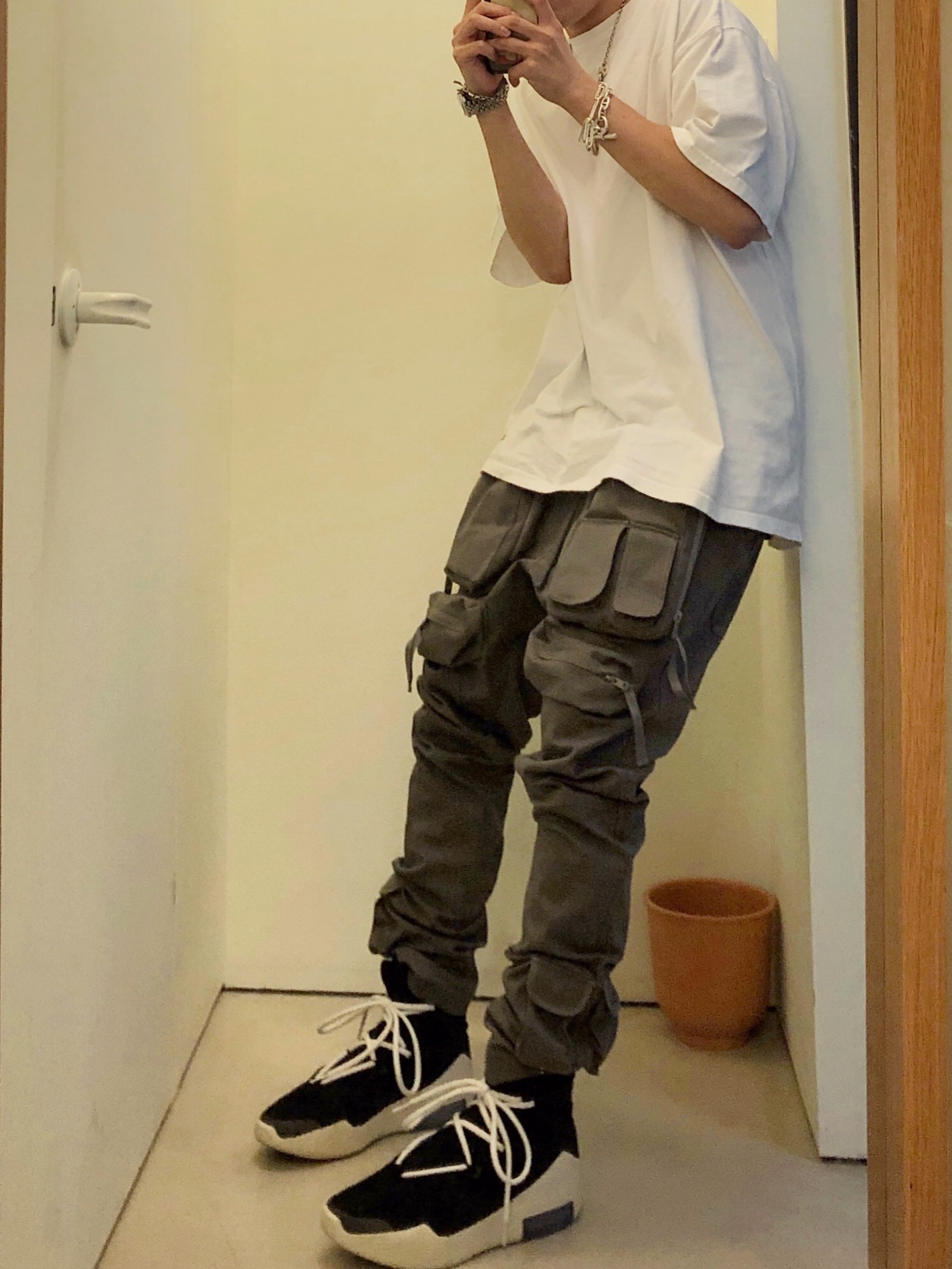 NIke x Fear of God Air Fear of God 1 Black 착용 스타일