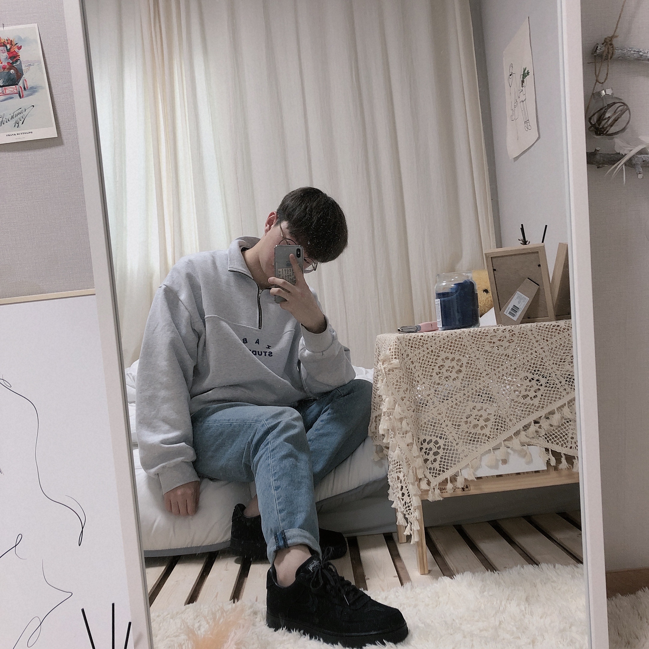 IAB Studio Half Zip Pullover Light Gray, Nike x Stussy Air Force 1 Low Triple Black 착용 스타일 - 1