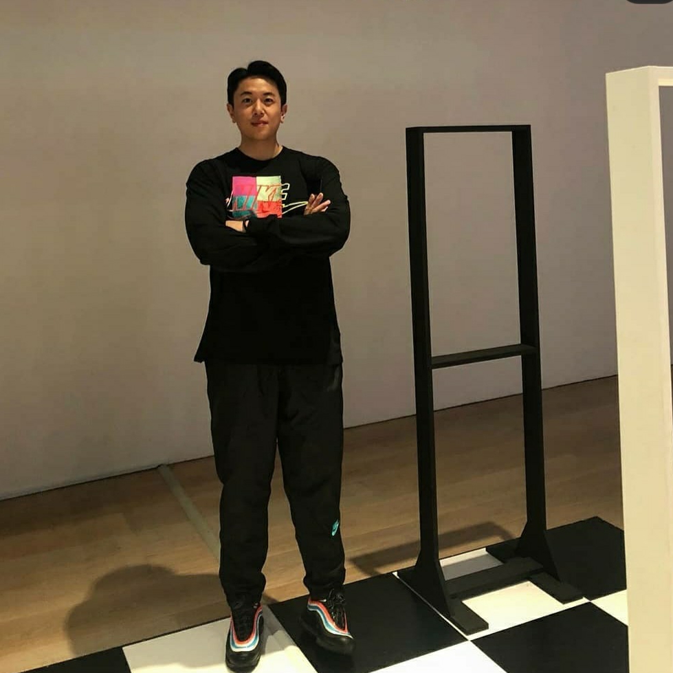 Nike Air Max 97 Neon Seoul 착용 스타일