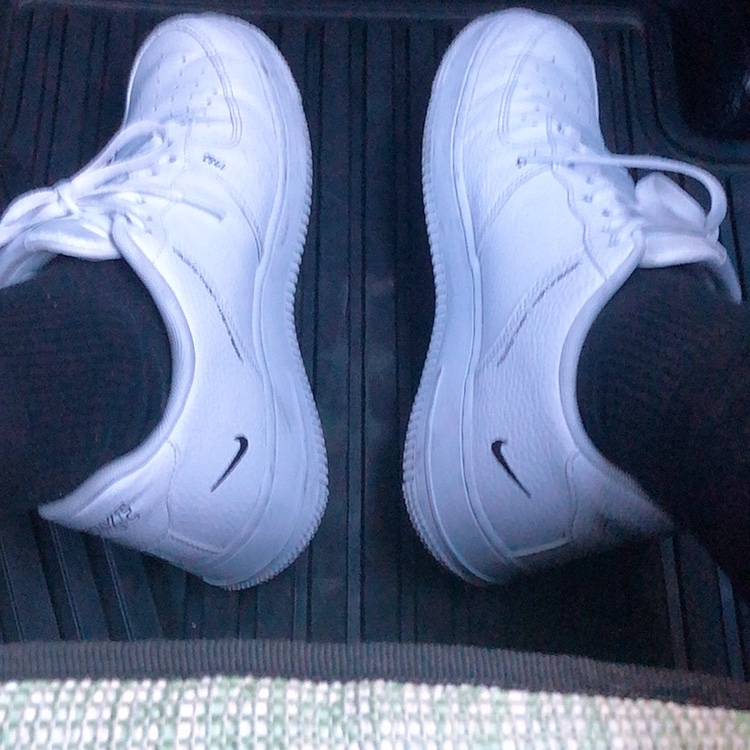 Nike Air Force 1 Low Sketch White Black 착용 스타일 - 2
