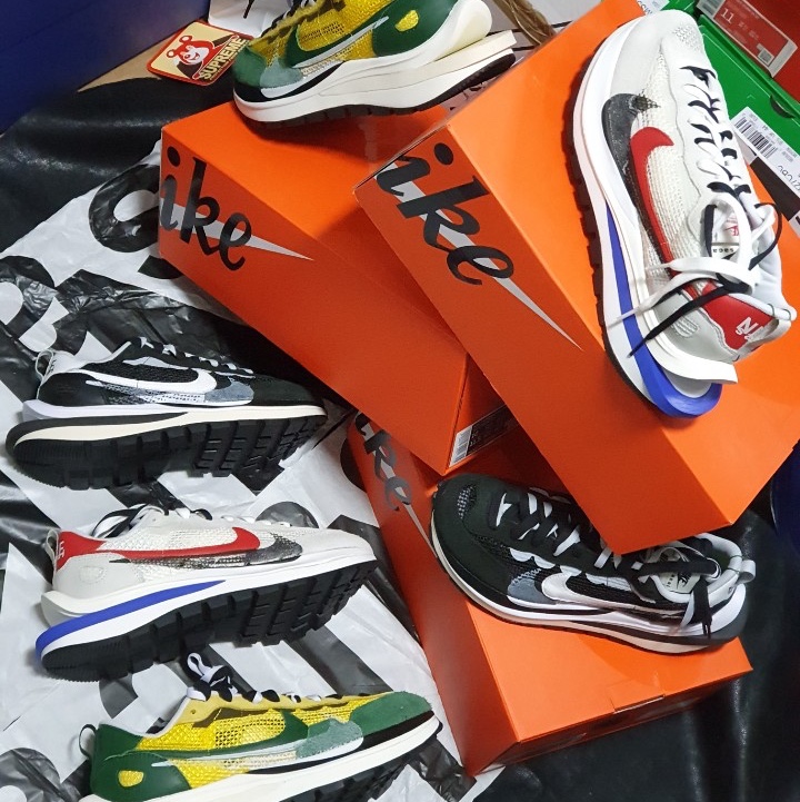 Nike x Sacai VaporWaffle Tour Yellow & Gorge Green Sail, Nike x Sacai VaporWaffle Royal Fuchsia ์ฐฉ์ฉ ์คํ์ผ