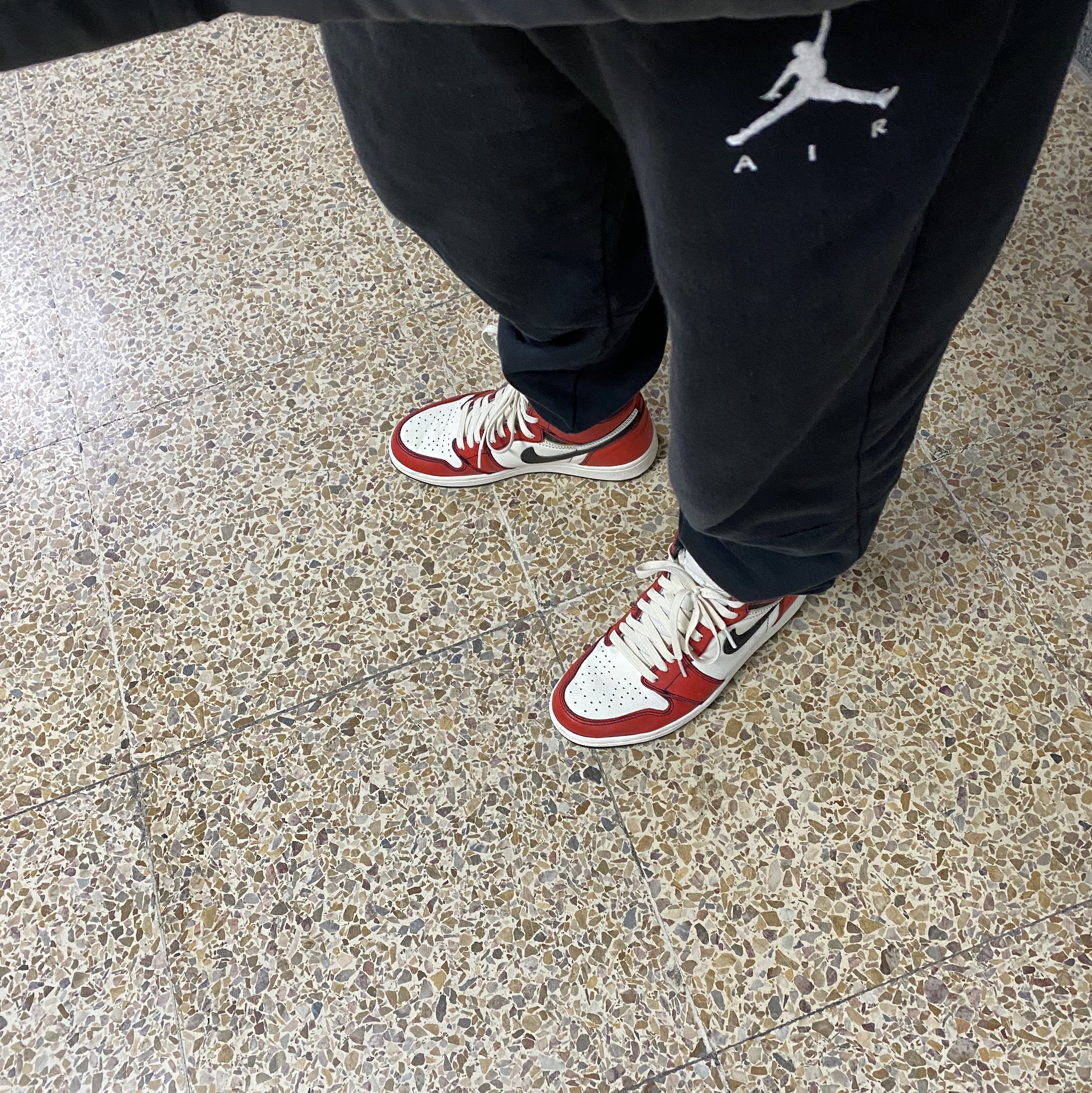 Jordan 1 Retro High OG Defiant SB LA to Chicago 착용 스타일 - 1