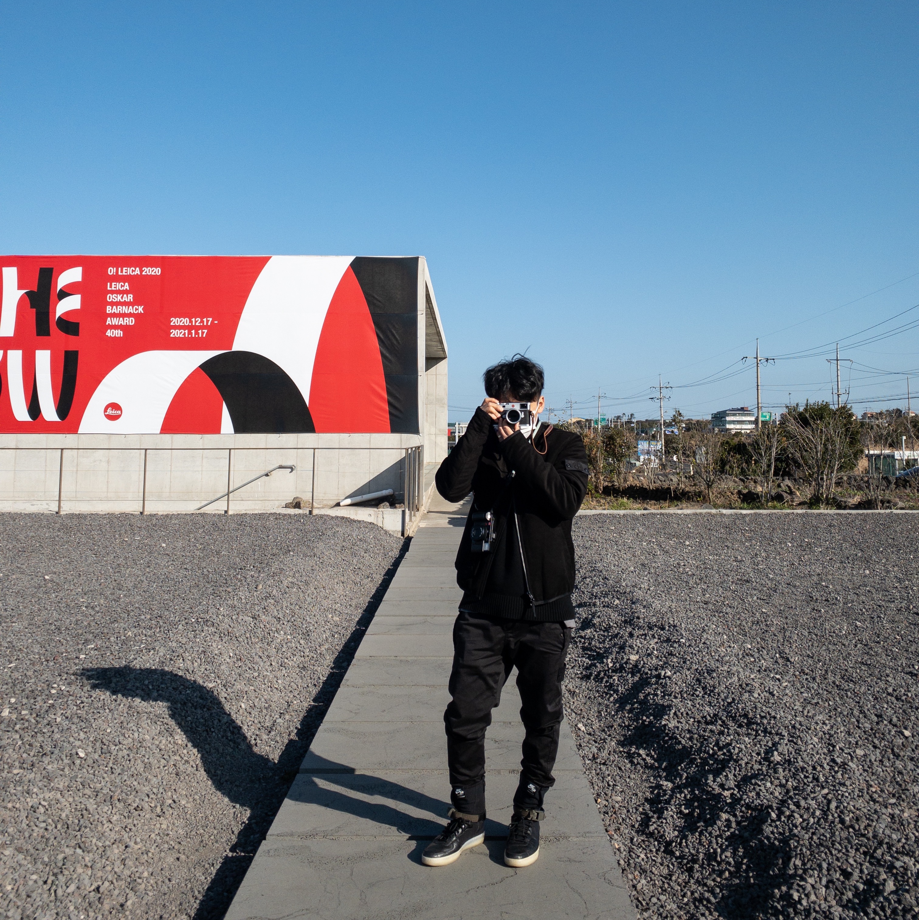 Nike x Acronym Air Force 1 Downtown High SP Black Crimson 착용 스타일