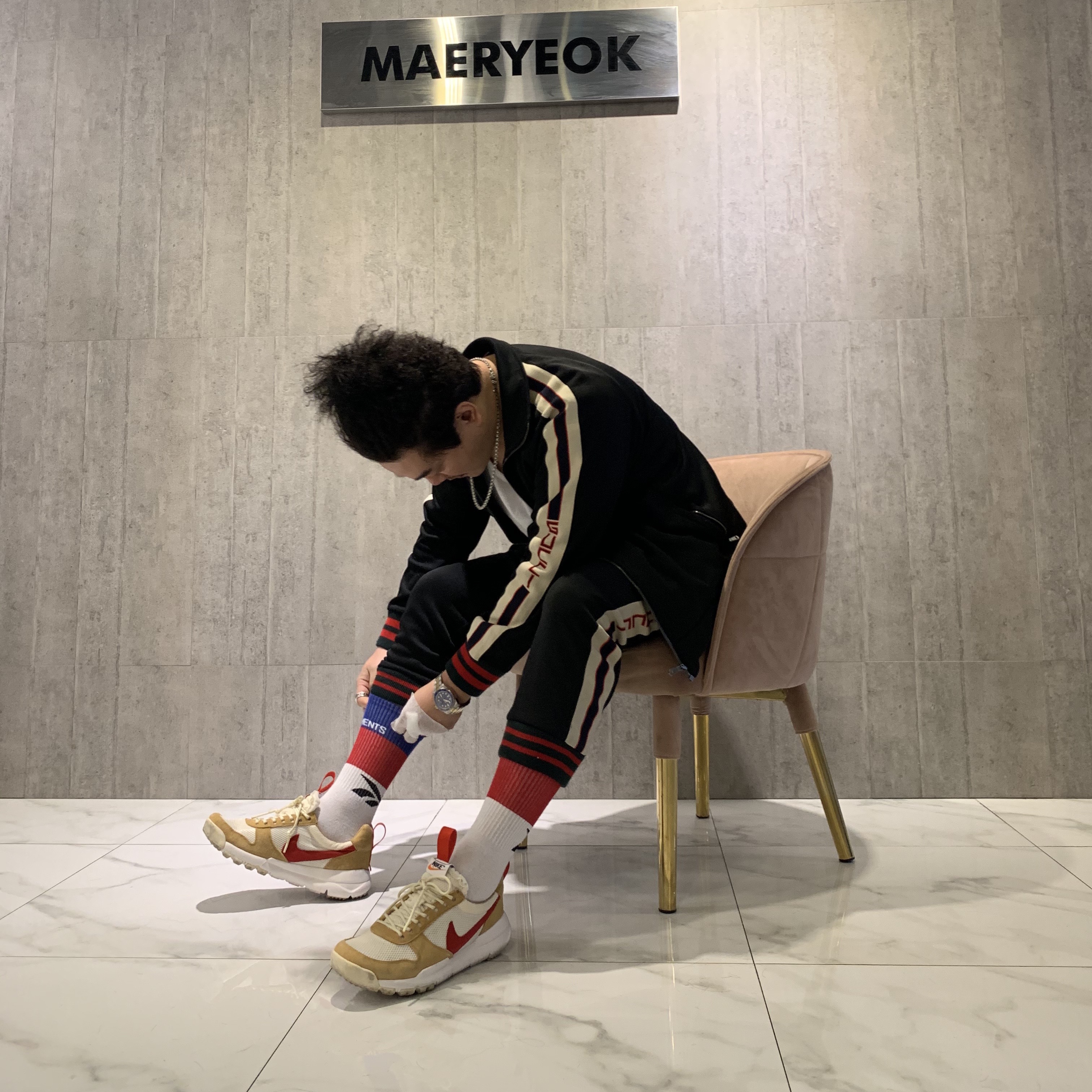 Nike x Tom Sachs Mars Yard Shoe 2.0 Space Camp 착용 스타일 - 1