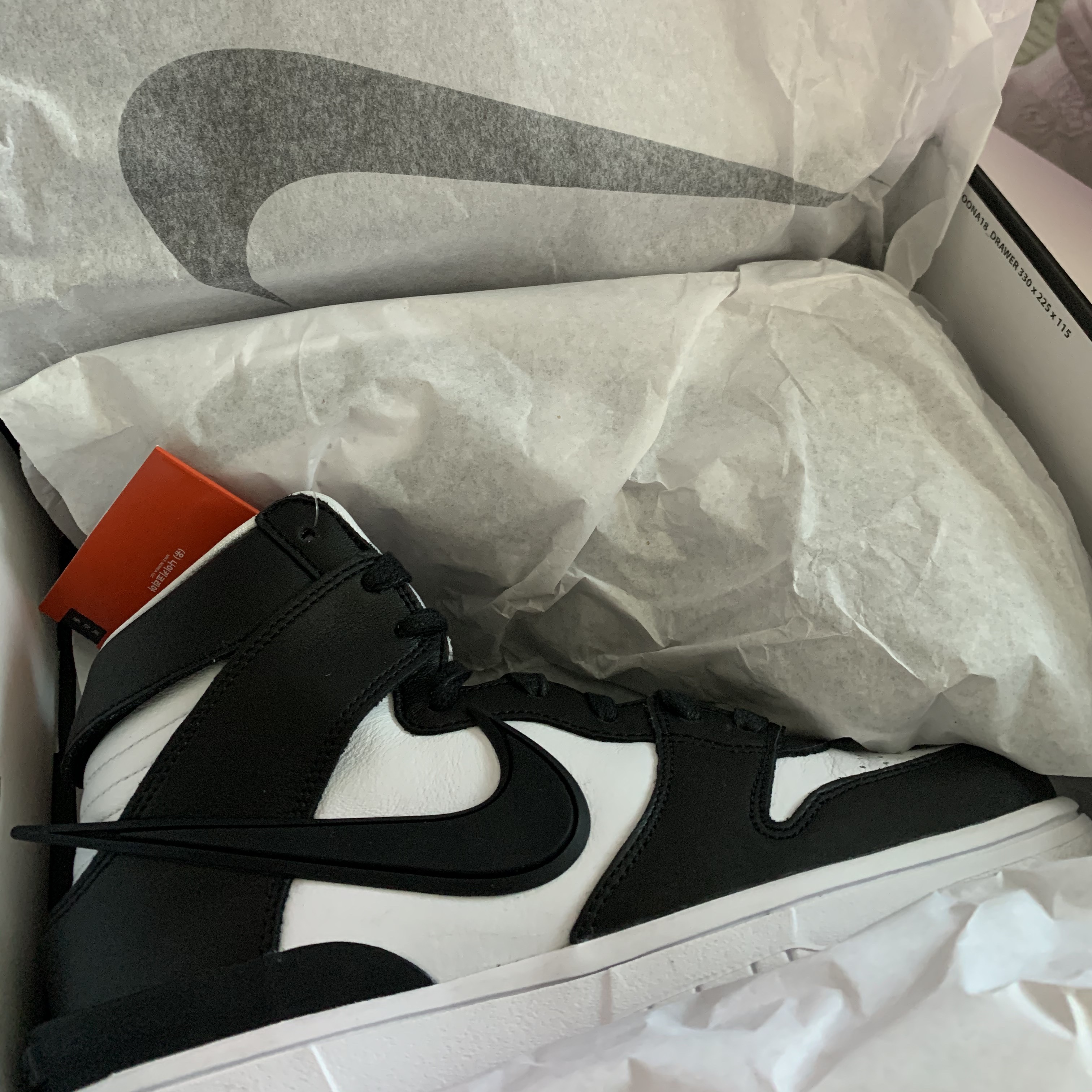 Nike x Ambush Dunk High Black 착용 스타일 - 3