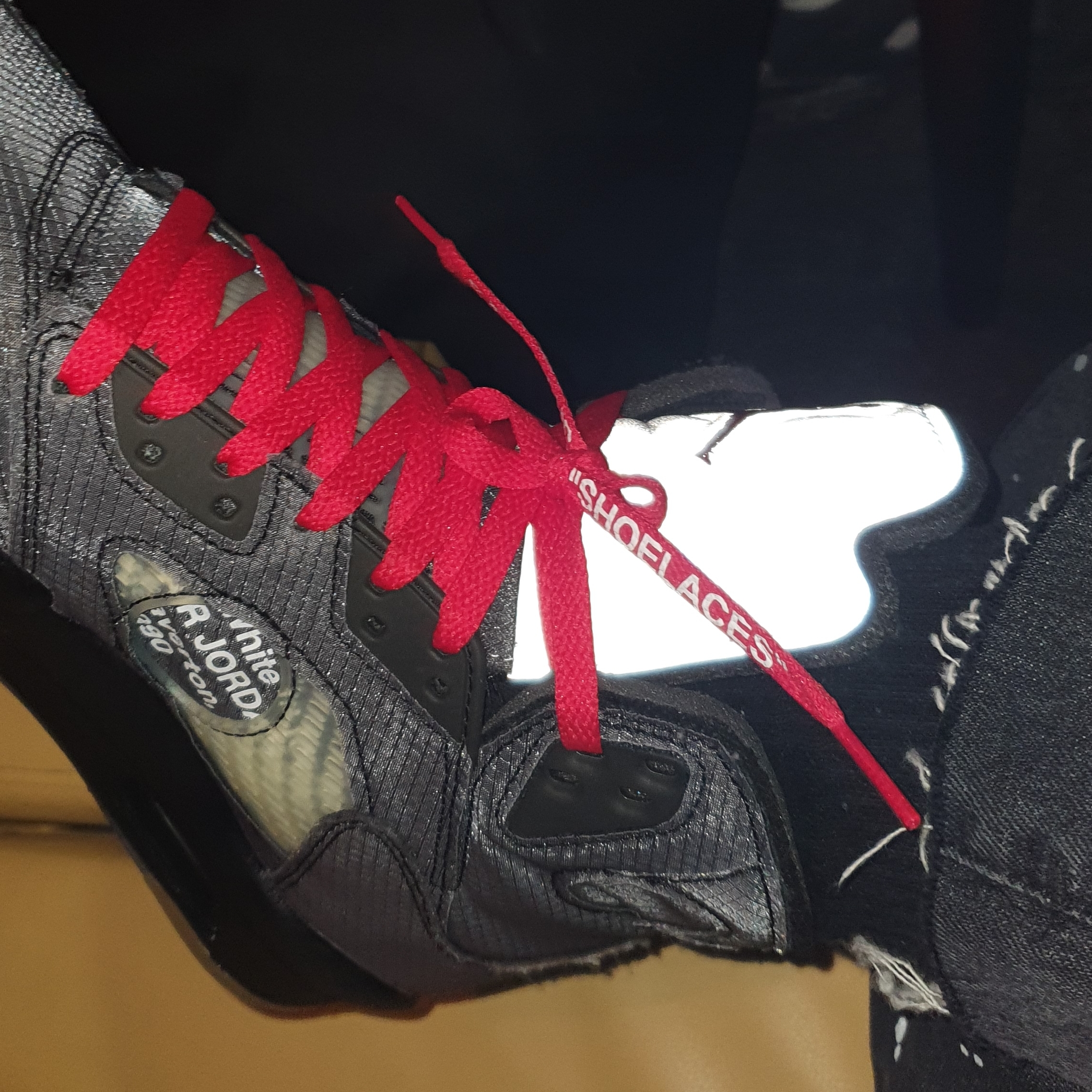 Jordan 5 x Off-White Retro SP Black Muslin 착용 스타일