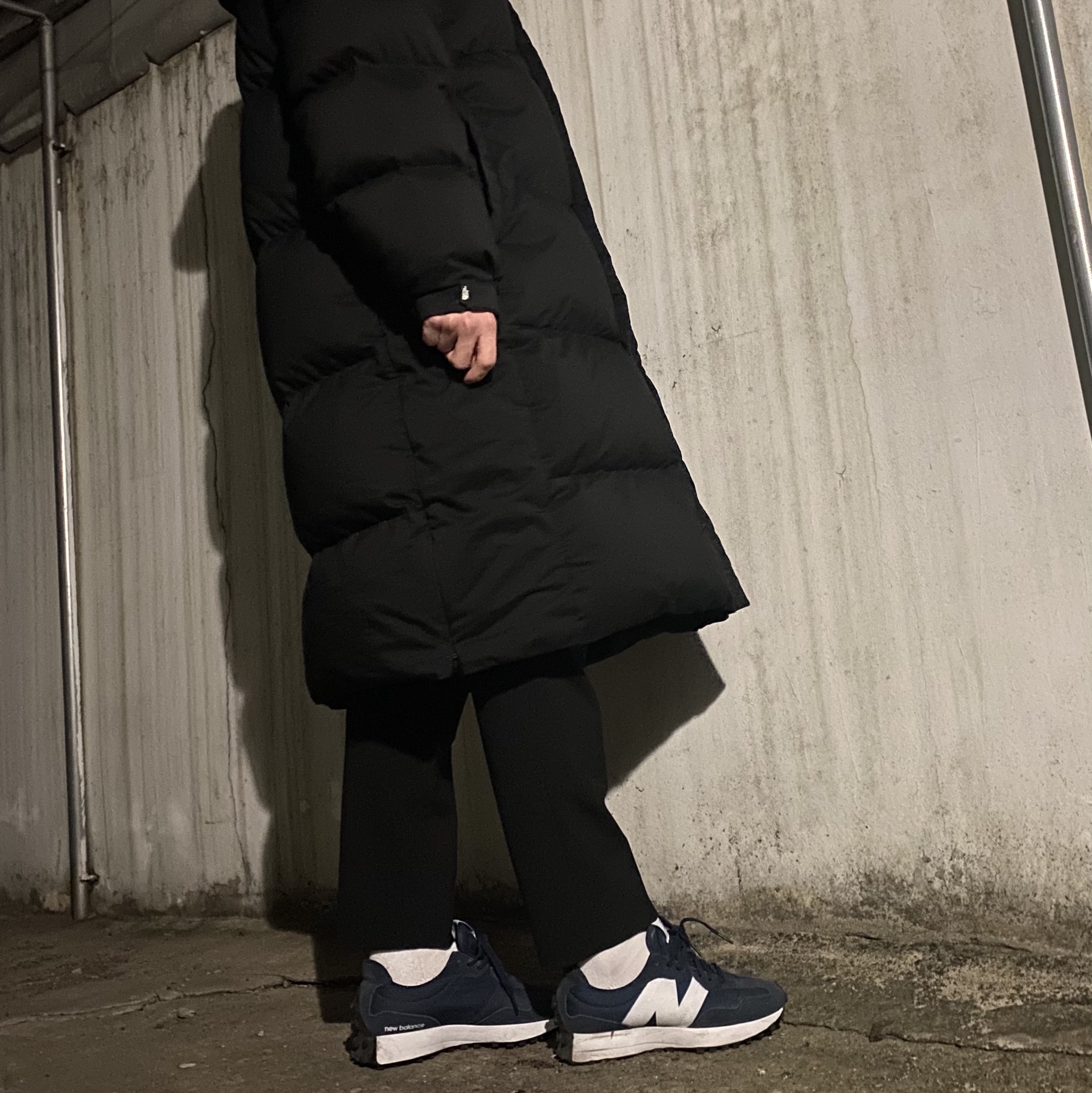 New Balance 327 Black 착용 스타일