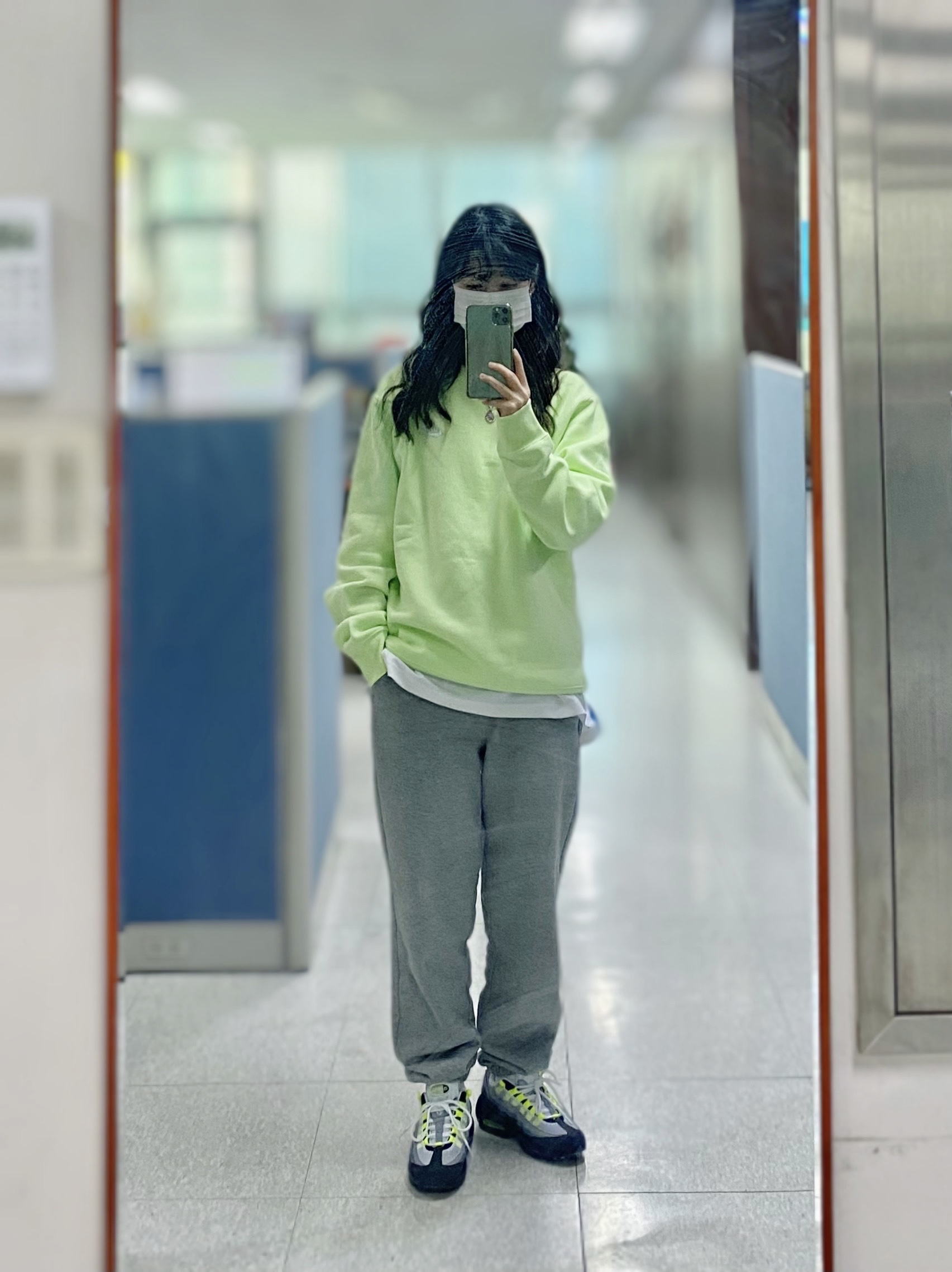 (GS) Nike Air Max 95 OG Neon Yellow 2020 착용 스타일