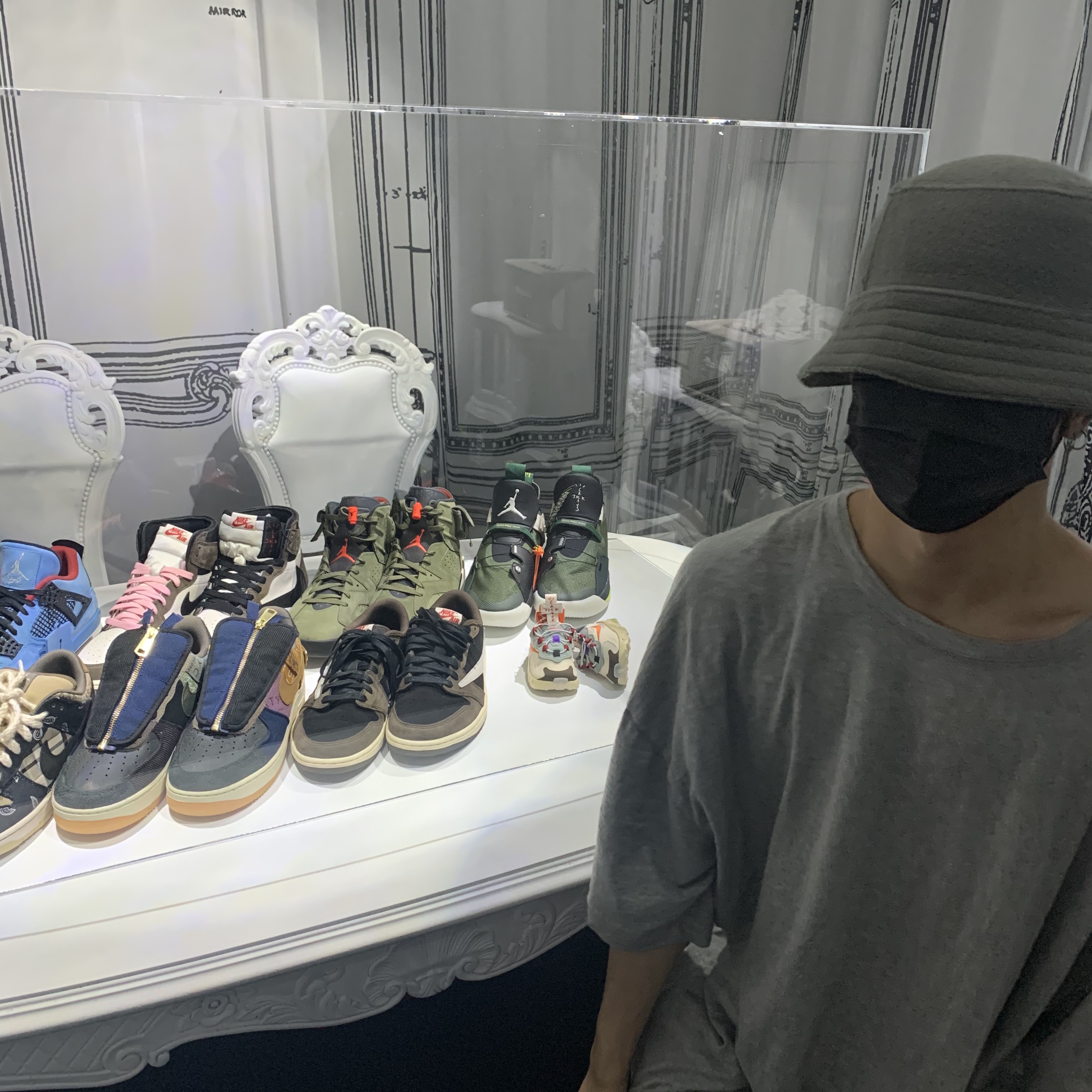 코로나 물러가라님의 스타일
