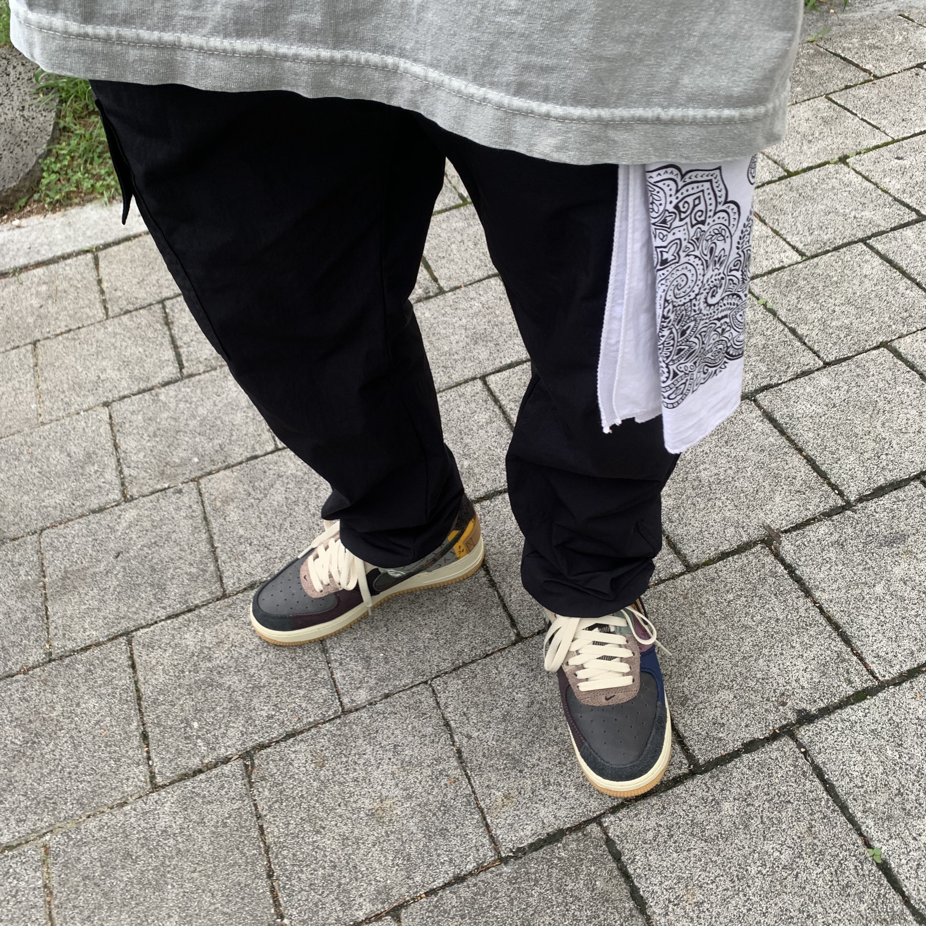 Nike x Travis Scott Air Force 1 Low Cactus Jack 착용 스타일